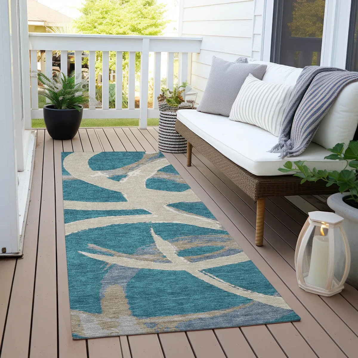 Machine Washable Indoor/ Outdoor Abstract Contemporary Chantille Rug