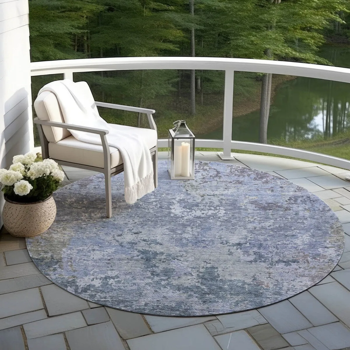 Machine Washable Indoor/ Outdoor Abstract Contemporary Chantille Rug