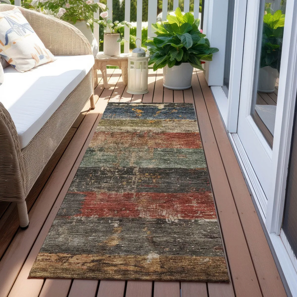 Machine Washable Indoor/ Outdoor Abstract Contemporary Chantille Rug