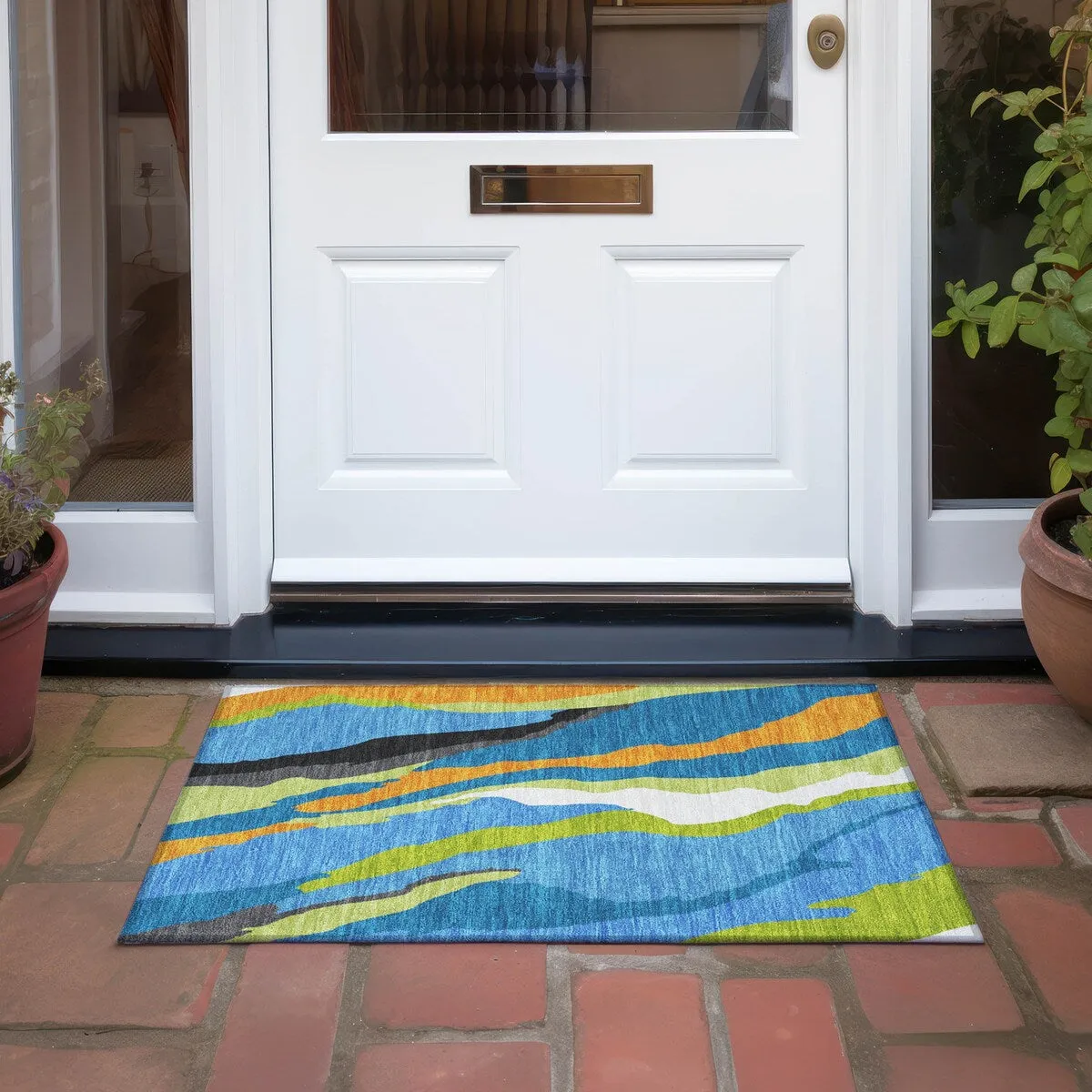 Machine Washable Indoor/ Outdoor Abstract Contemporary Chantille Rug