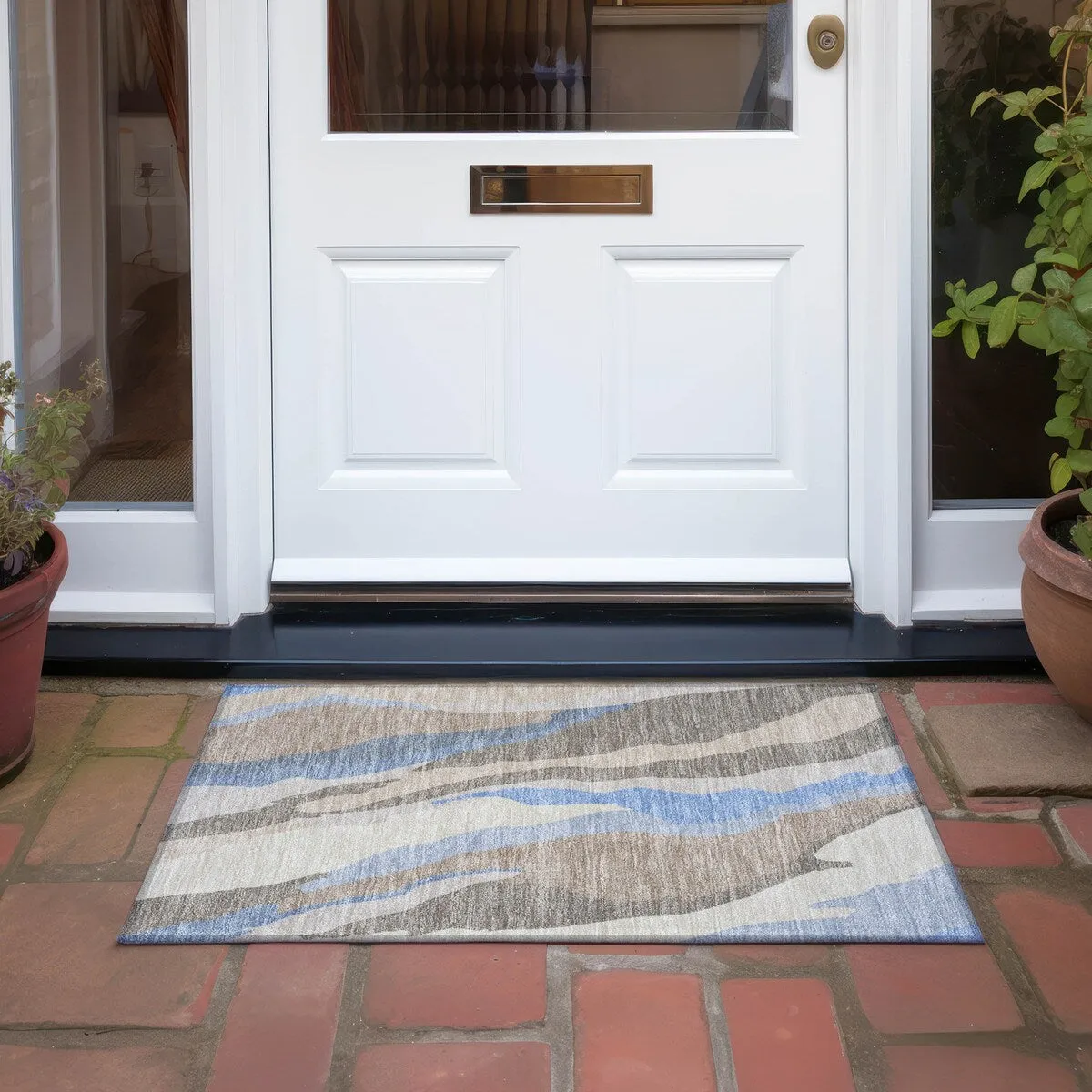 Machine Washable Indoor/ Outdoor Abstract Contemporary Chantille Rug