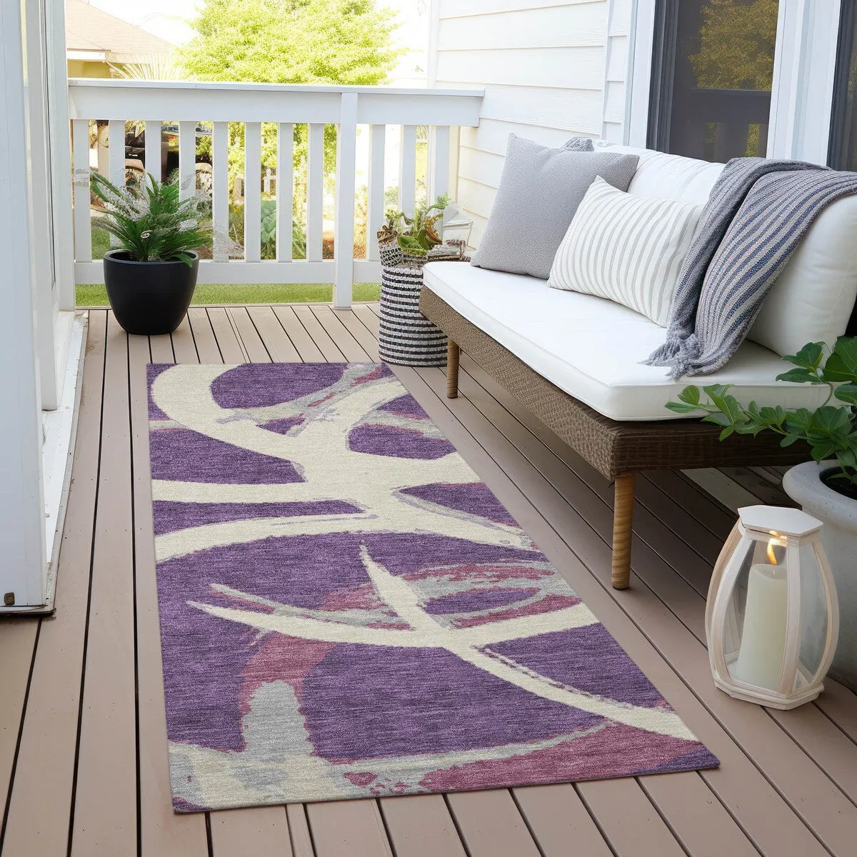Machine Washable Indoor/ Outdoor Abstract Contemporary Chantille Rug