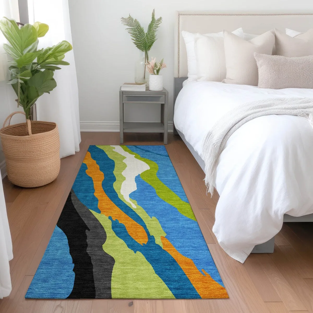 Machine Washable Indoor/ Outdoor Abstract Contemporary Chantille Rug