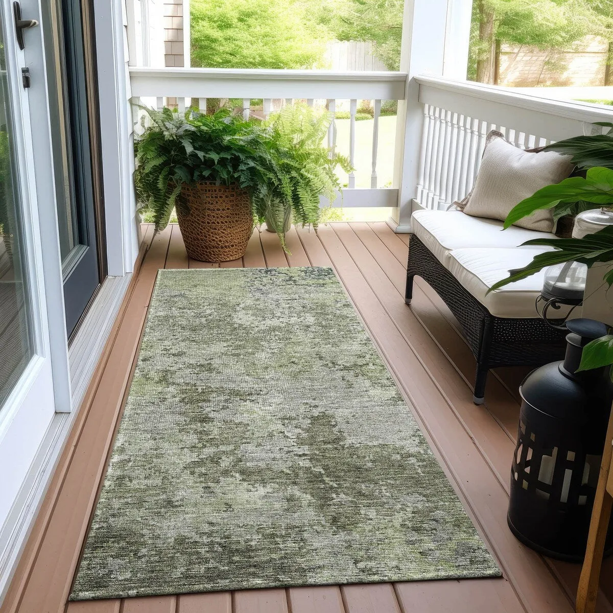 Machine Washable Indoor/ Outdoor Abstract Contemporary Chantille Rug