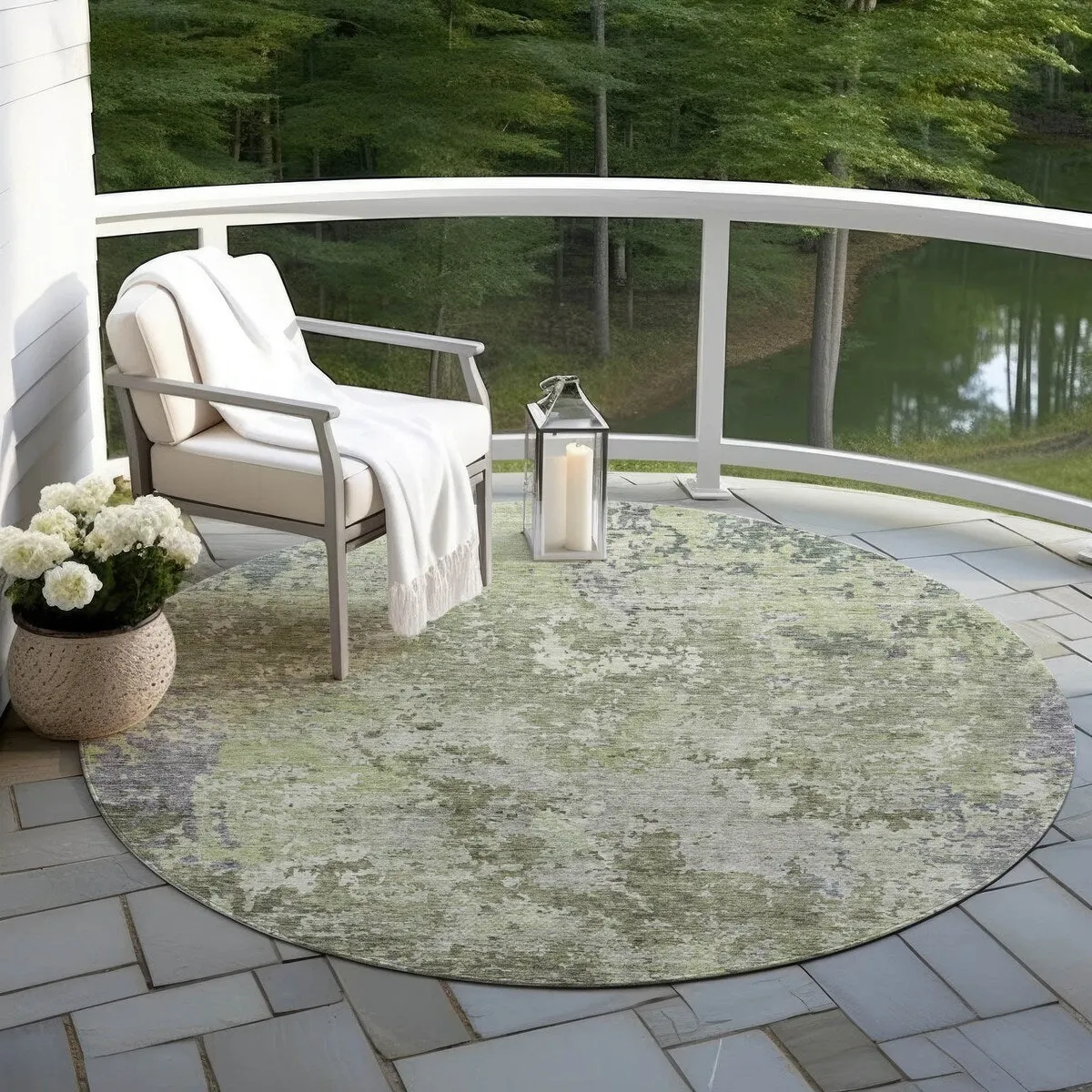 Machine Washable Indoor/ Outdoor Abstract Contemporary Chantille Rug