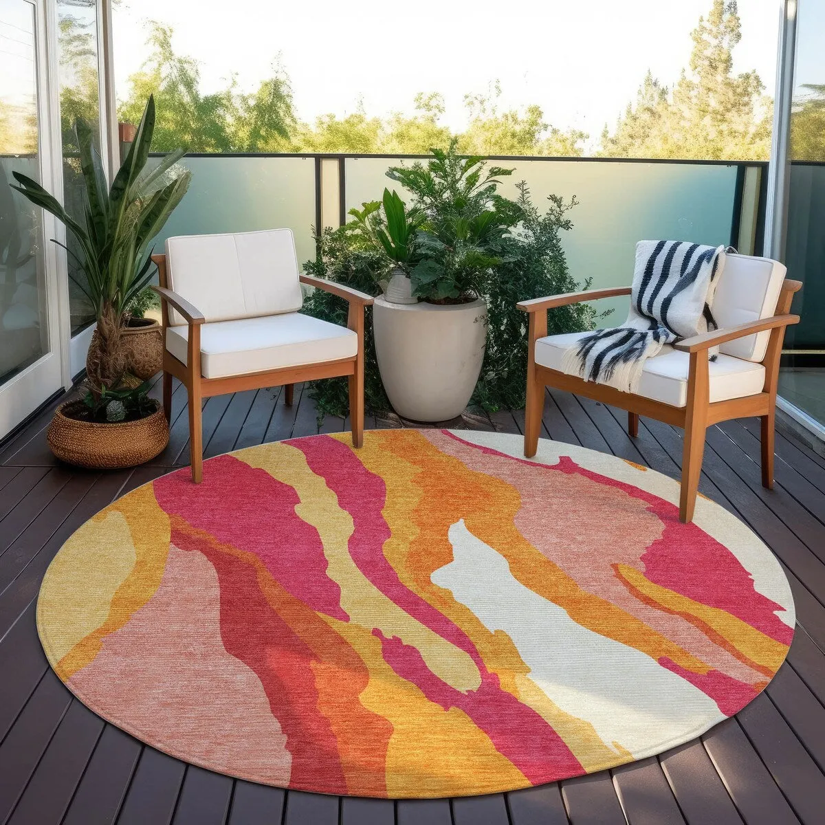 Machine Washable Indoor/ Outdoor Abstract Contemporary Chantille Rug