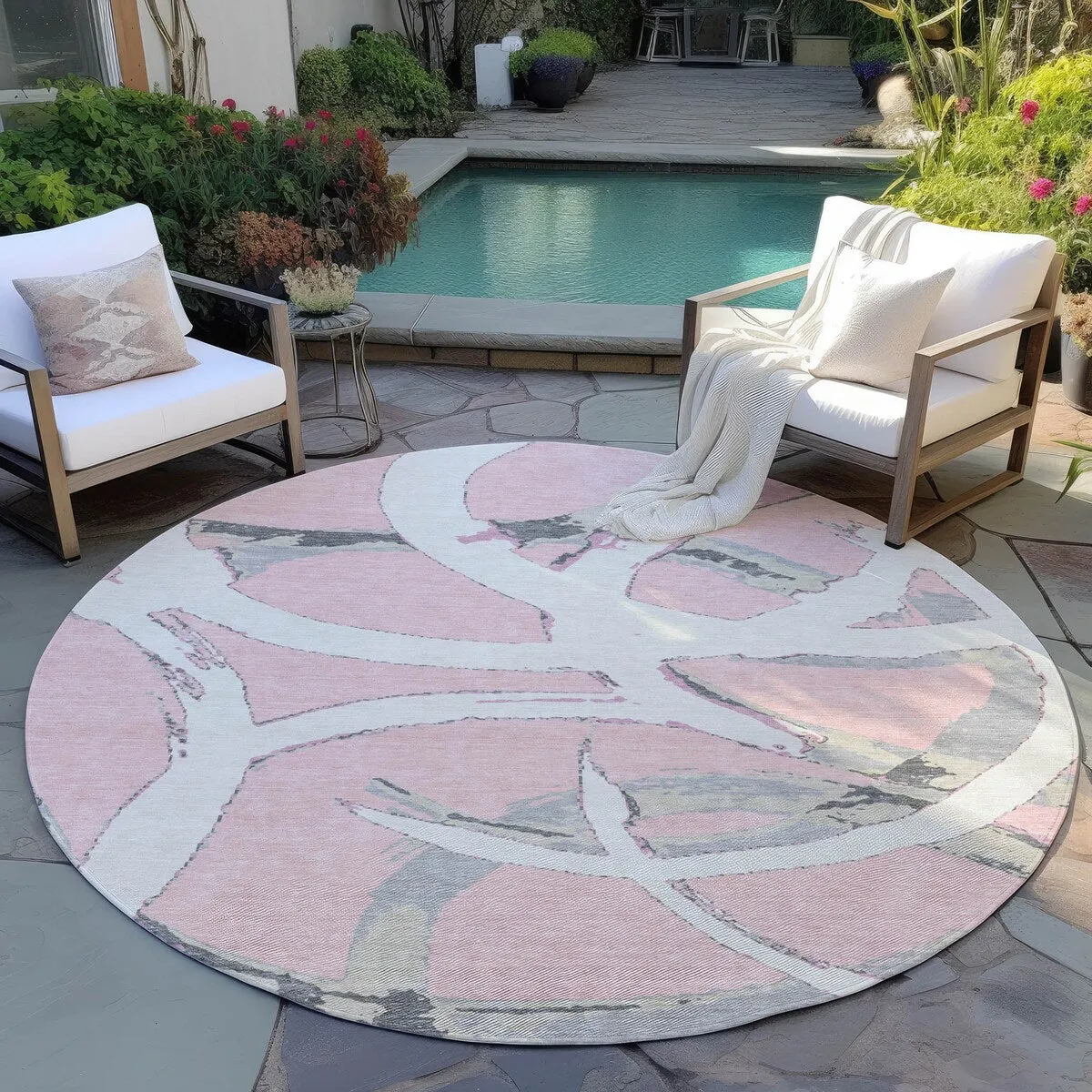 Machine Washable Indoor/ Outdoor Abstract Contemporary Chantille Rug