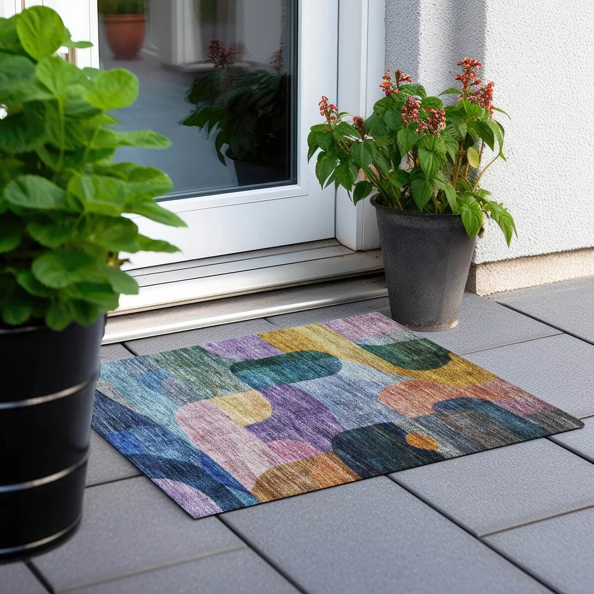 Machine Washable Indoor/ Outdoor Abstract Contemporary Chantille Rug