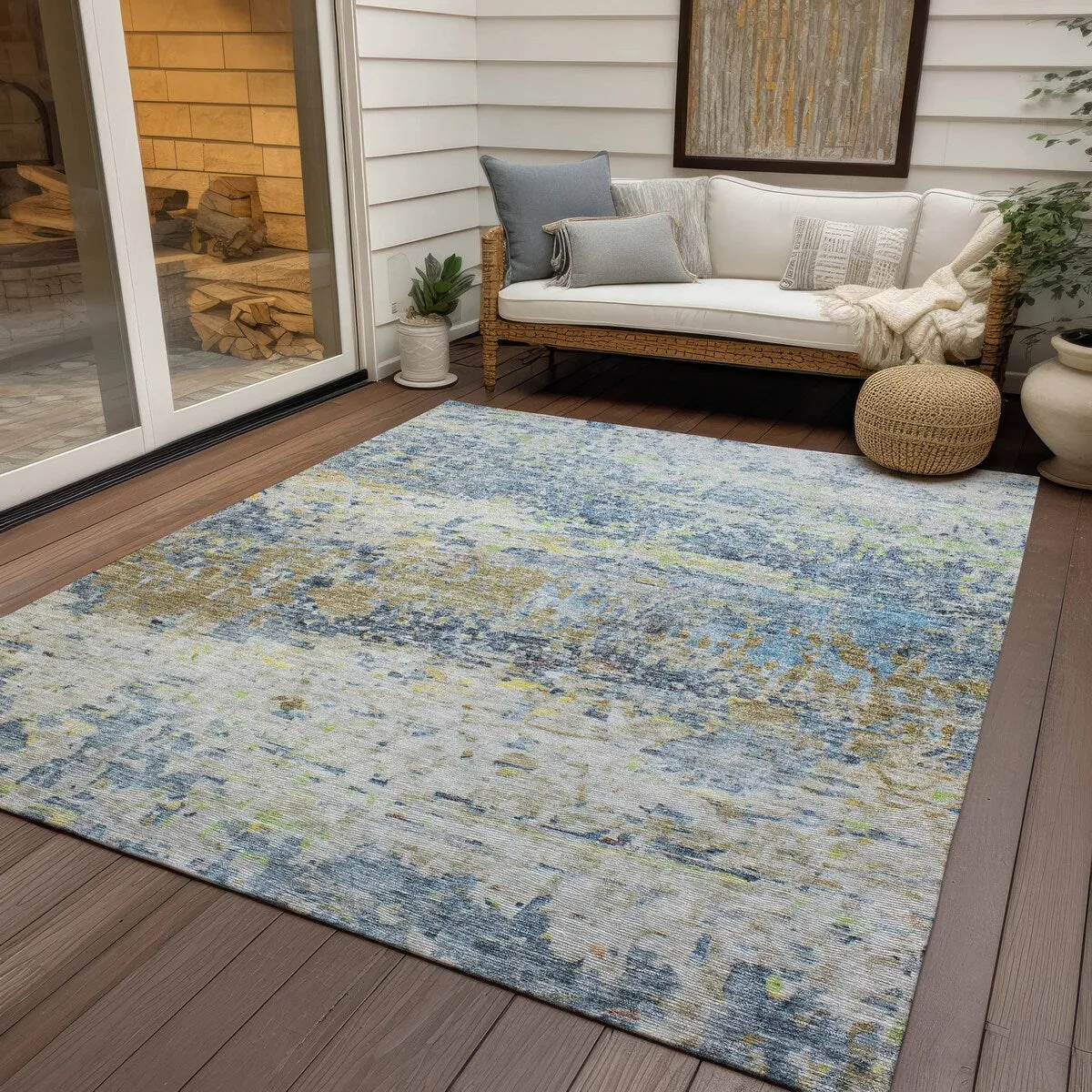 Machine Washable Indoor/ Outdoor Abstract Contemporary Chantille Rug