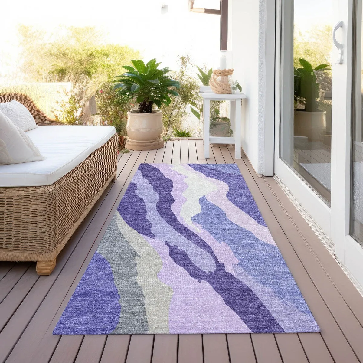 Machine Washable Indoor/ Outdoor Abstract Contemporary Chantille Rug