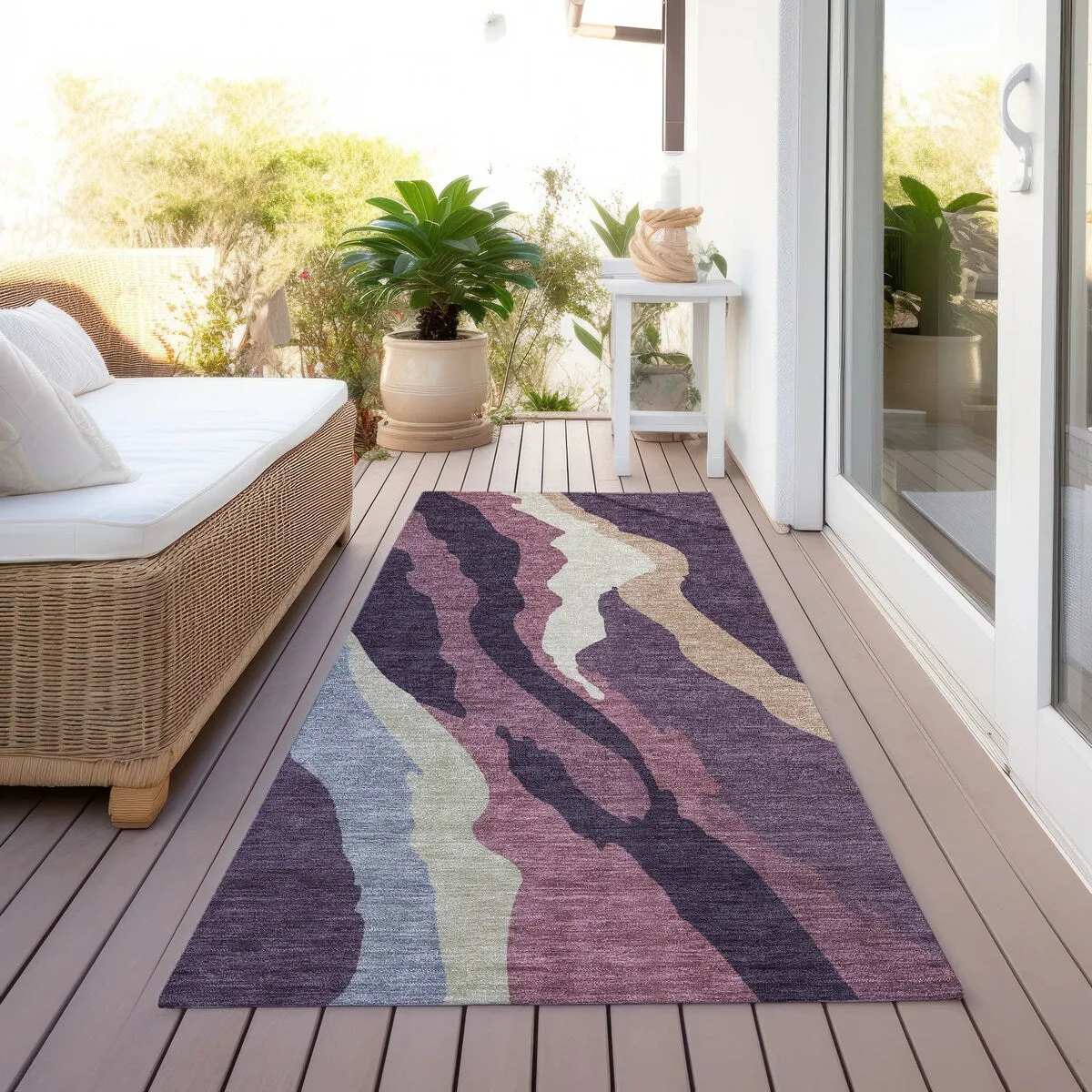 Machine Washable Indoor/ Outdoor Abstract Contemporary Chantille Rug