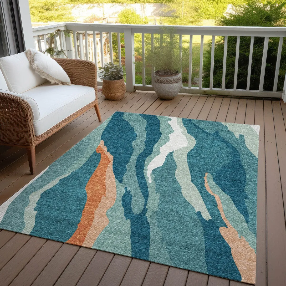 Machine Washable Indoor/ Outdoor Abstract Contemporary Chantille Rug