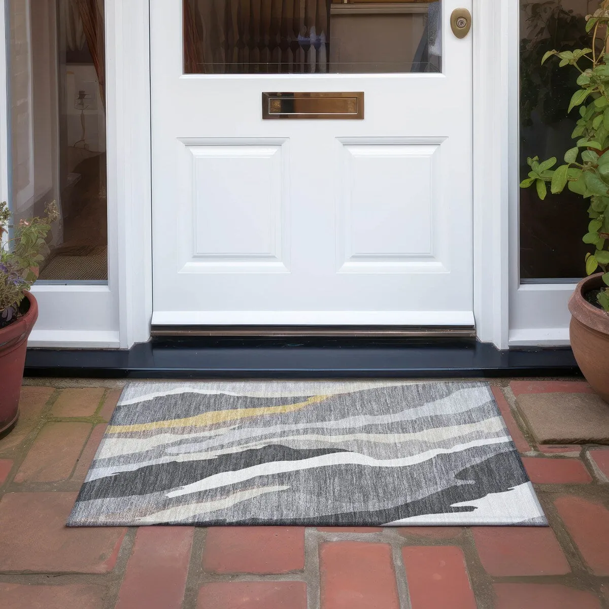 Machine Washable Indoor/ Outdoor Abstract Contemporary Chantille Rug