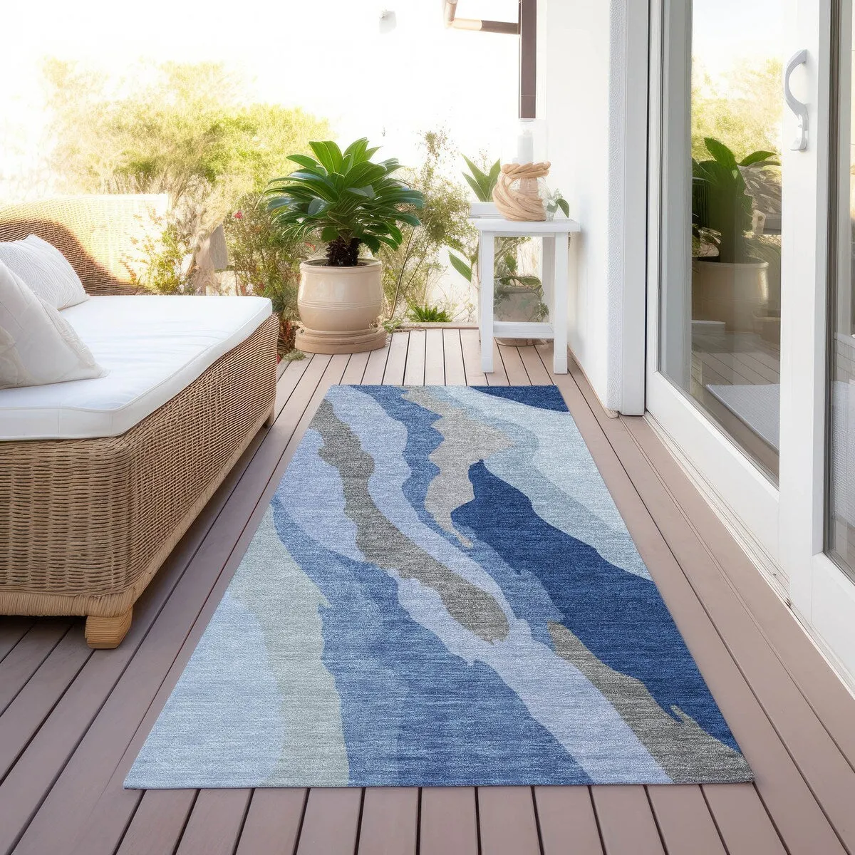 Machine Washable Indoor/ Outdoor Abstract Contemporary Chantille Rug