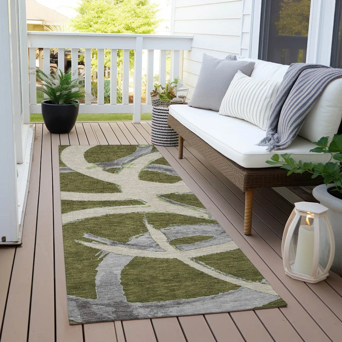 Machine Washable Indoor/ Outdoor Abstract Contemporary Chantille Rug