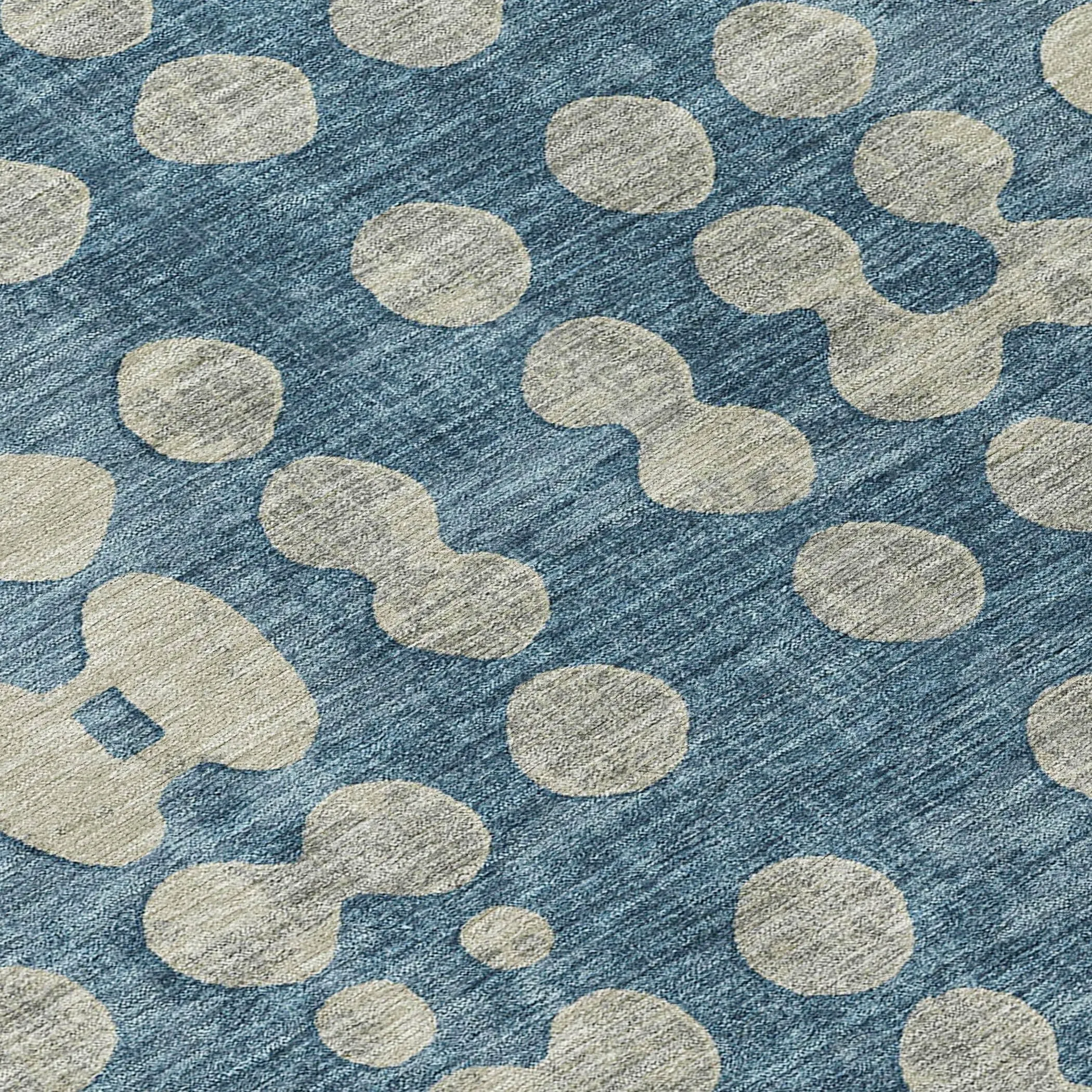 Machine Washable Indoor/ Outdoor Chantille Abstract Dots Rug