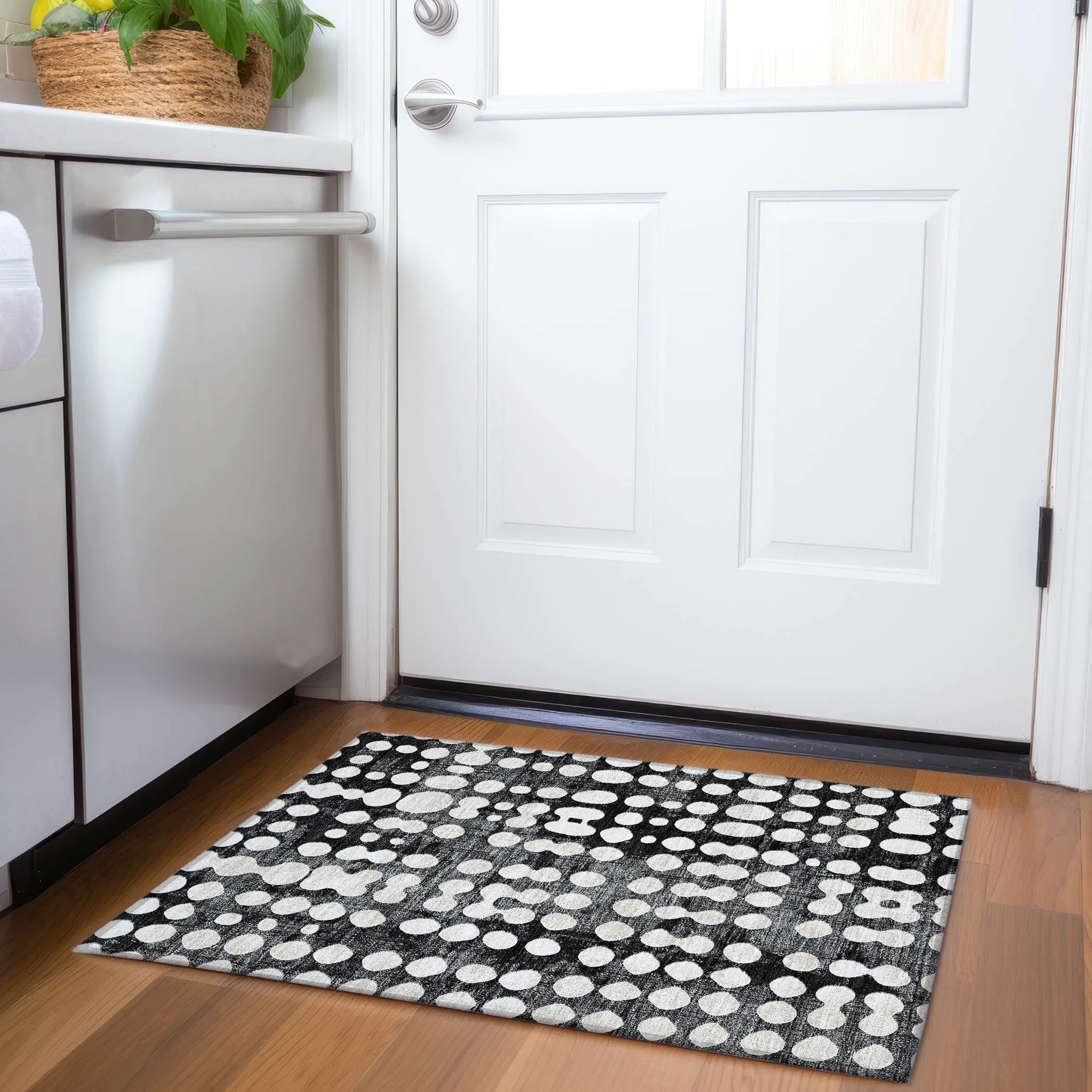 Machine Washable Indoor/ Outdoor Chantille Abstract Dots Rug