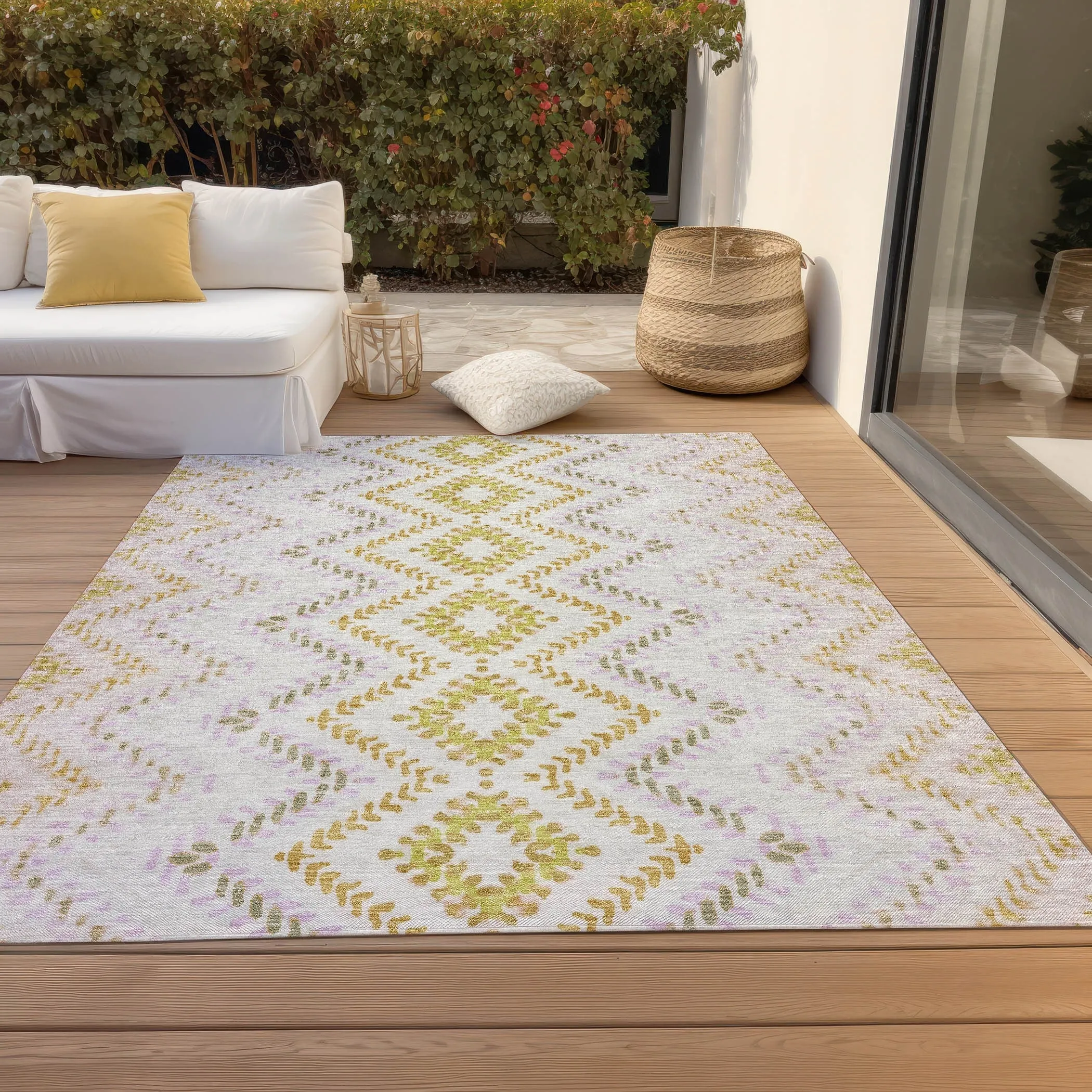 Machine Washable Indoor/ Outdoor Chantille Boho Global Rug