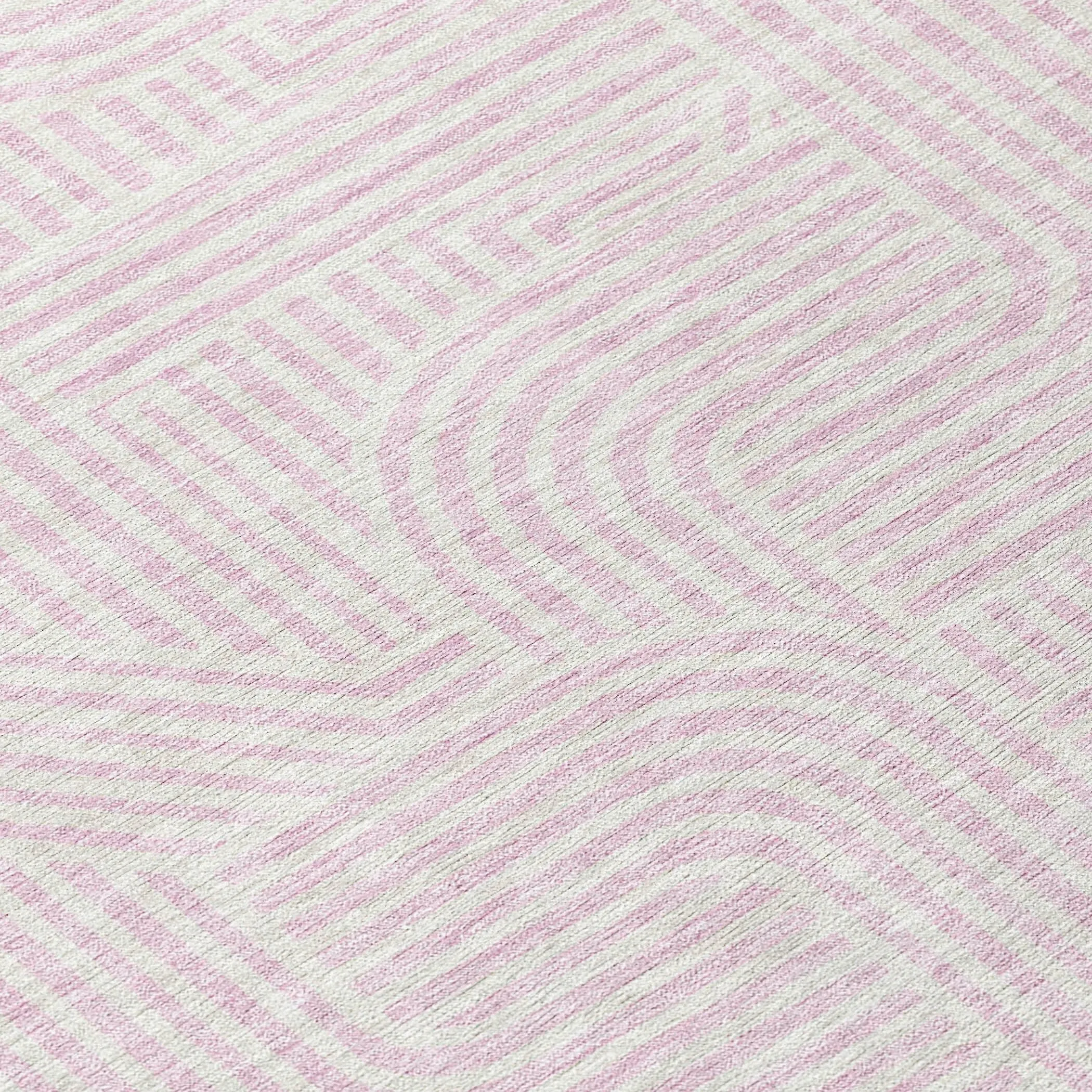 Machine Washable Indoor/ Outdoor Chantille Contemporary Geo Rug