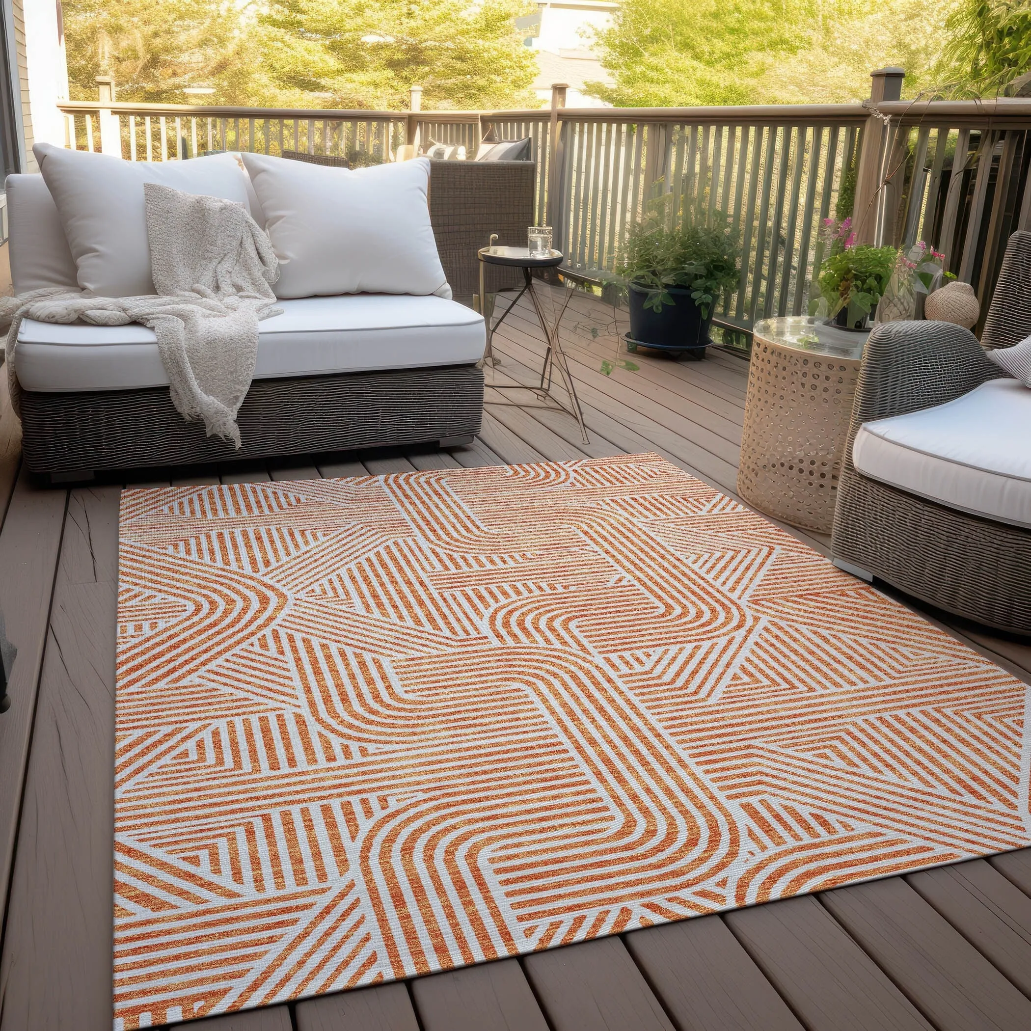 Machine Washable Indoor/ Outdoor Chantille Contemporary Geo Rug