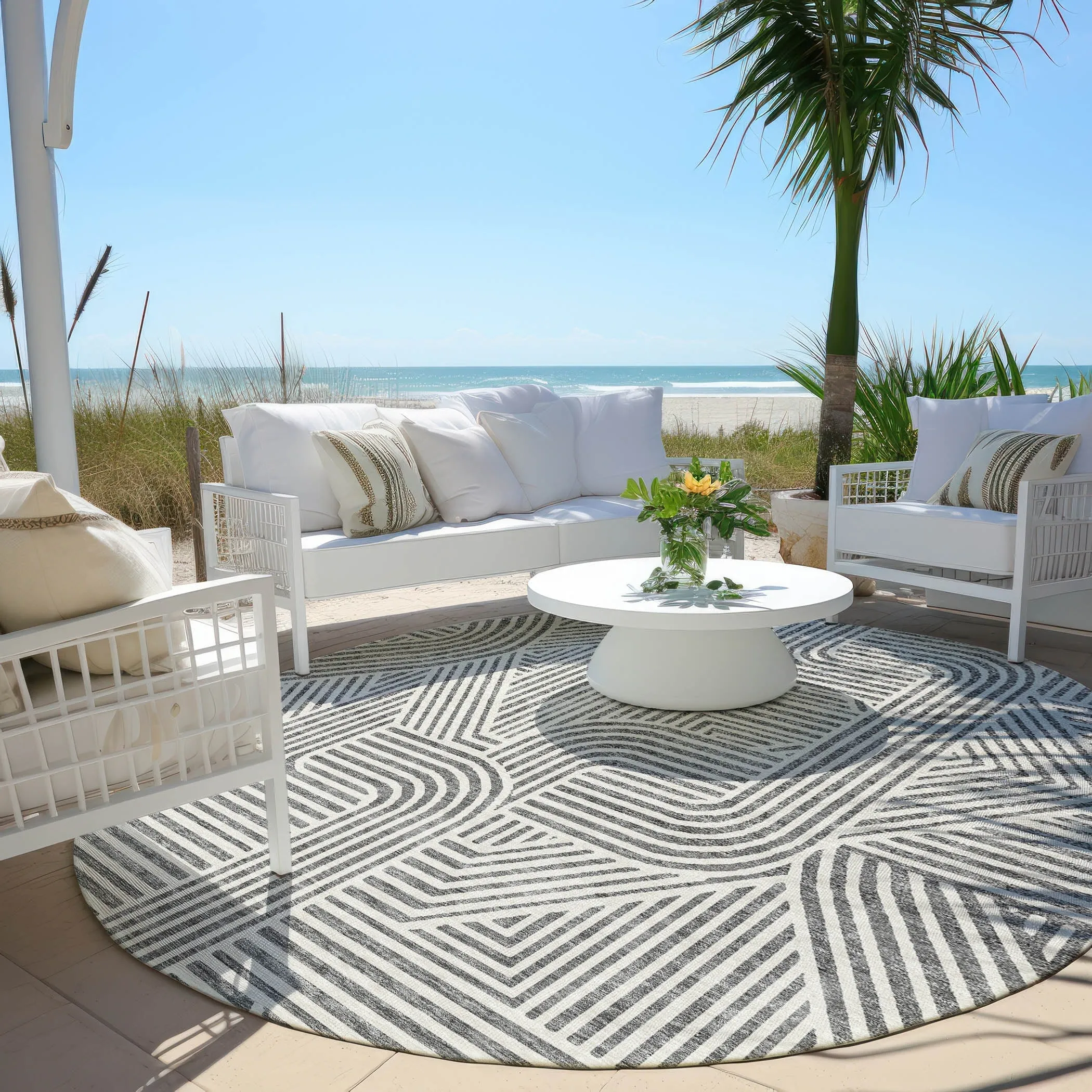 Machine Washable Indoor/ Outdoor Chantille Contemporary Geo Rug