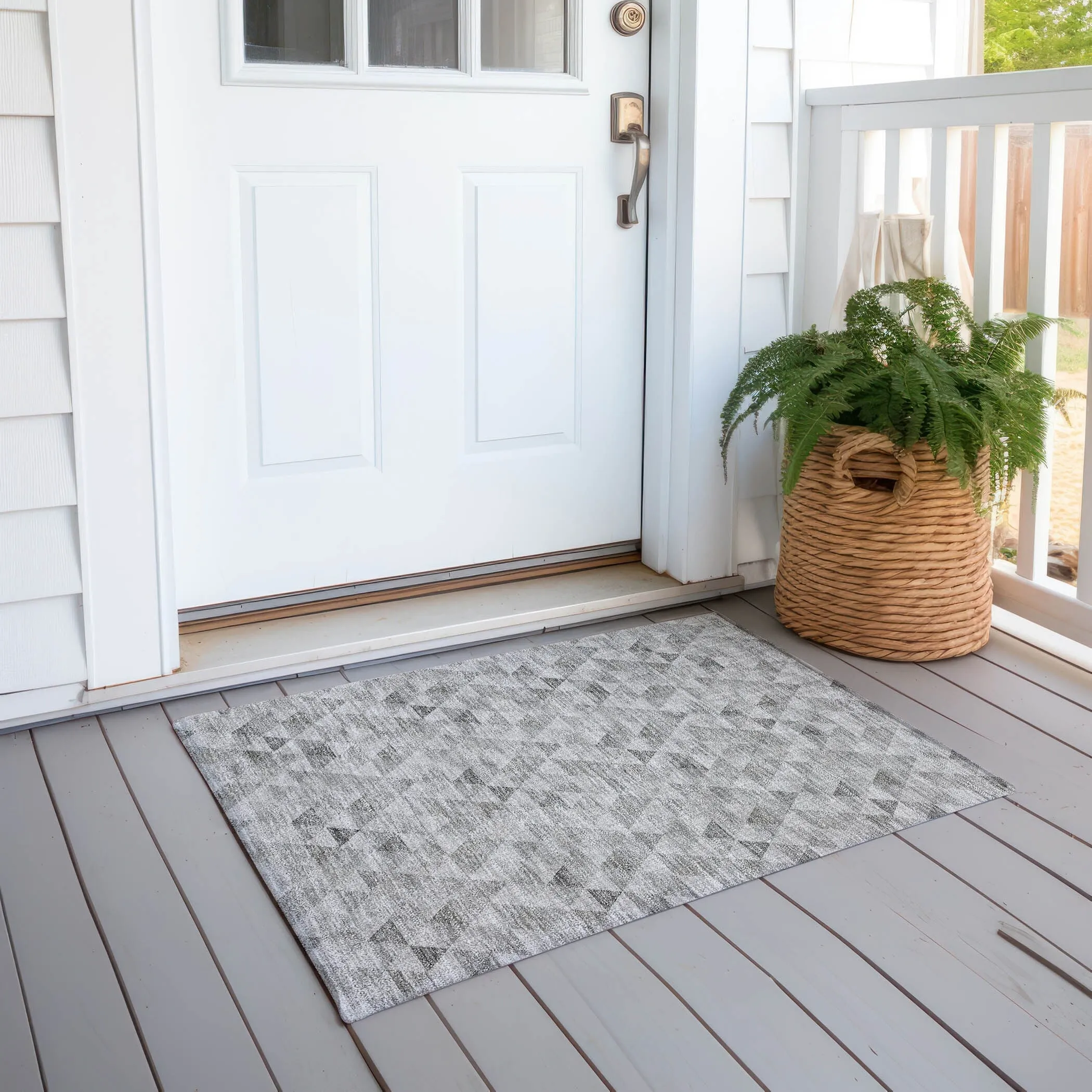 Machine Washable Indoor/ Outdoor Chantille Contemporary Mosaic Rug