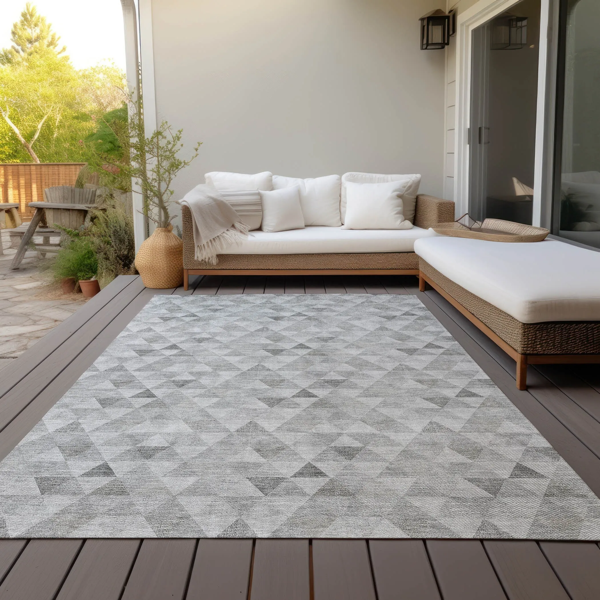 Machine Washable Indoor/ Outdoor Chantille Contemporary Mosaic Rug