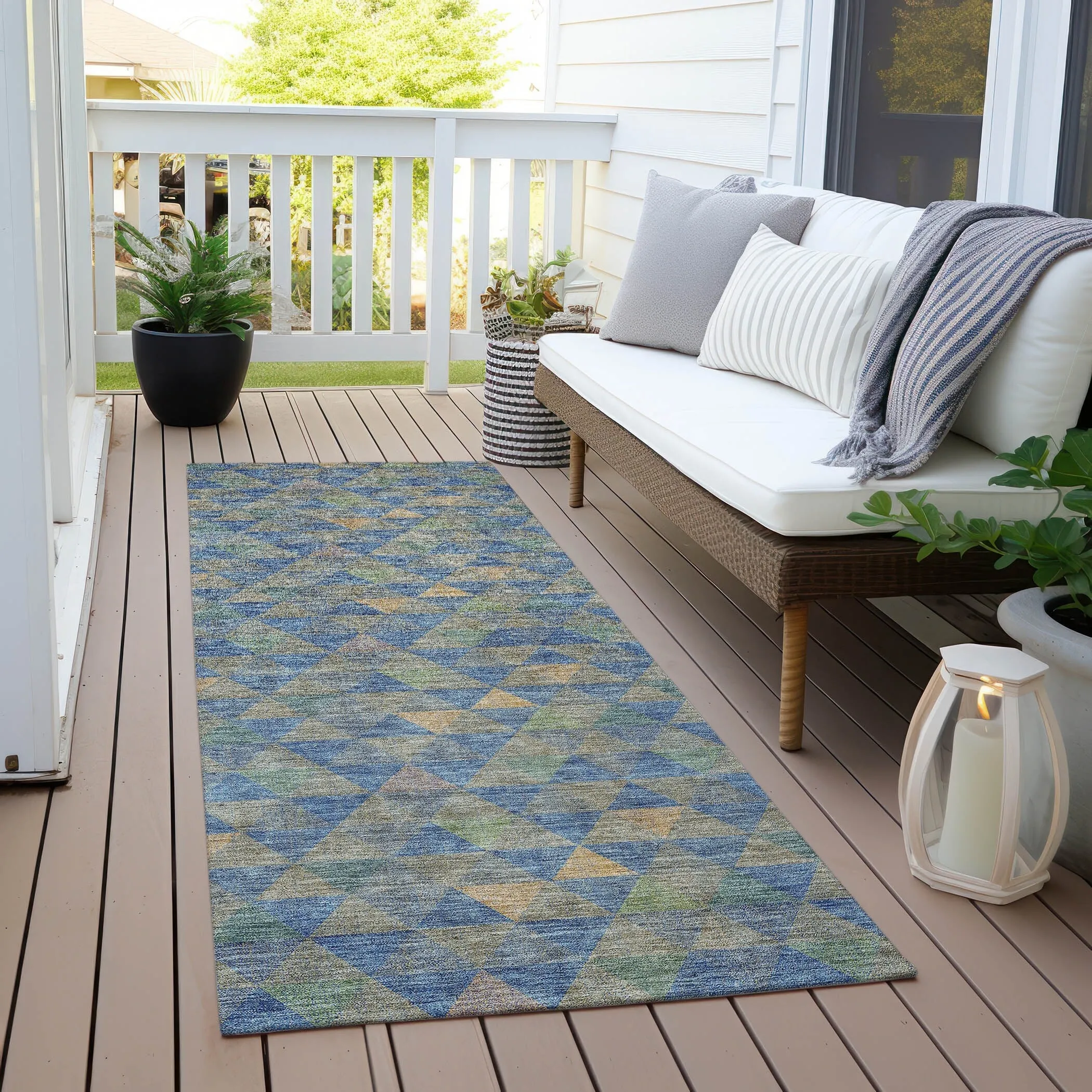 Machine Washable Indoor/ Outdoor Chantille Contemporary Mosaic Rug
