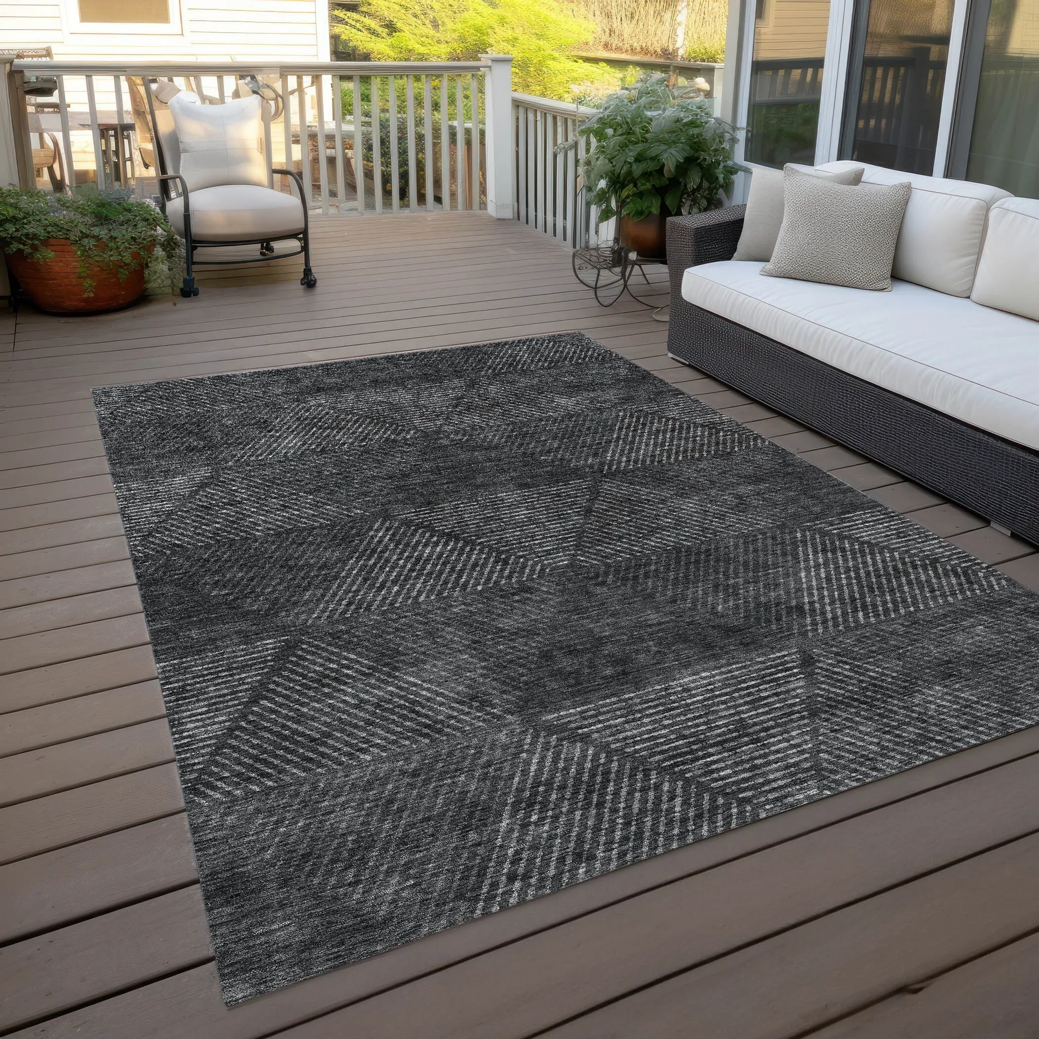 Machine Washable Indoor/ Outdoor Chantille Contemporary Prism Rug