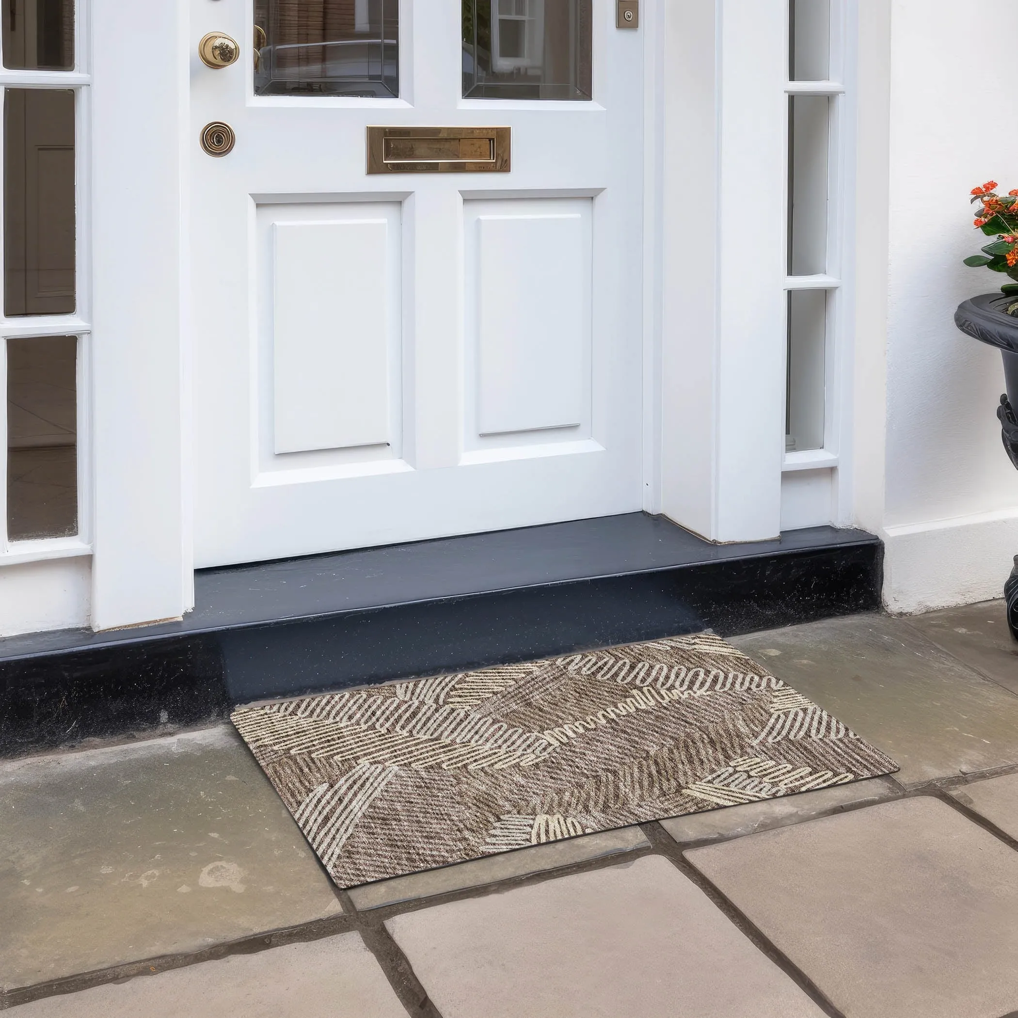 Machine Washable Indoor/ Outdoor Chantille Contemporary Squiggles Rug
