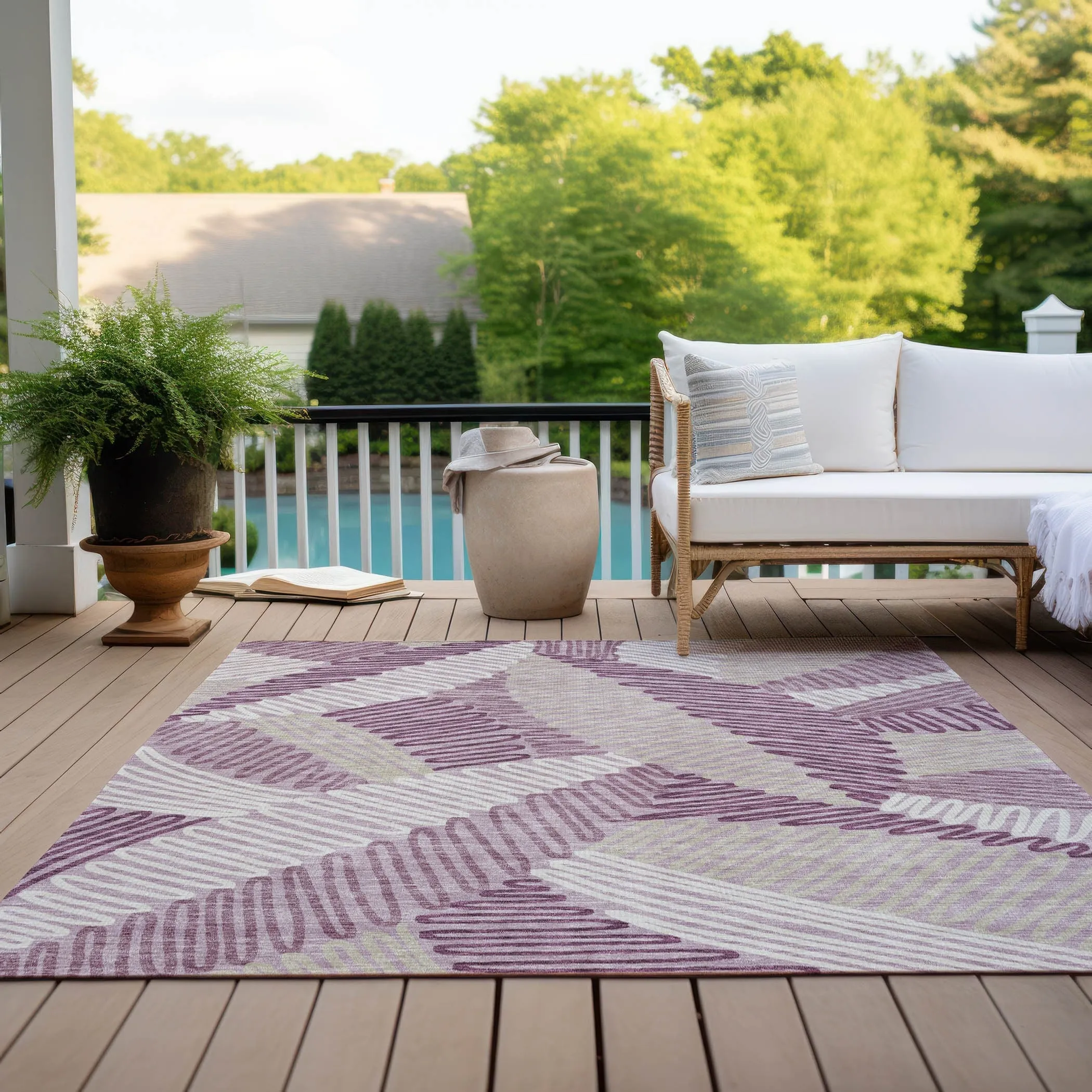 Machine Washable Indoor/ Outdoor Chantille Contemporary Squiggles Rug