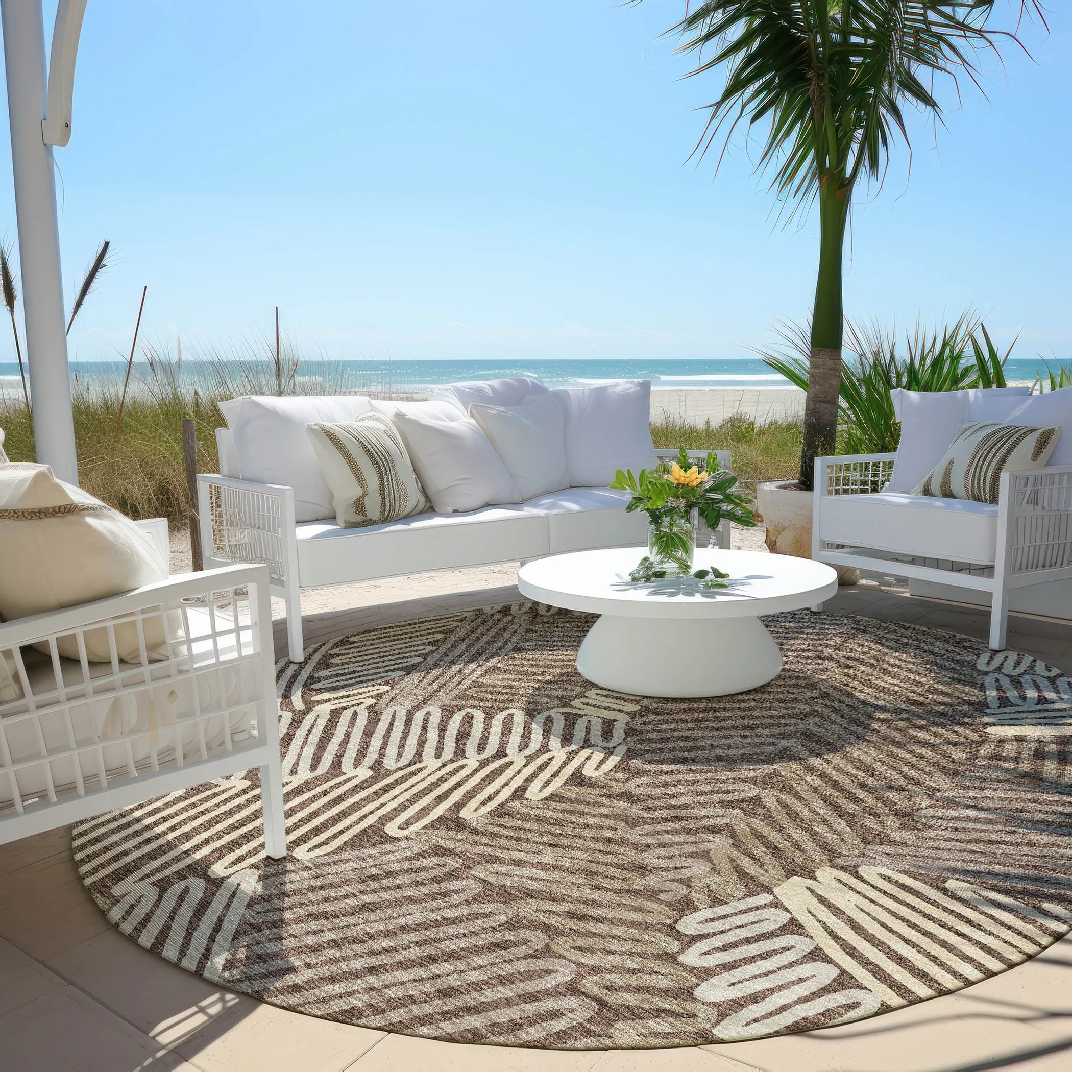 Machine Washable Indoor/ Outdoor Chantille Contemporary Squiggles Rug
