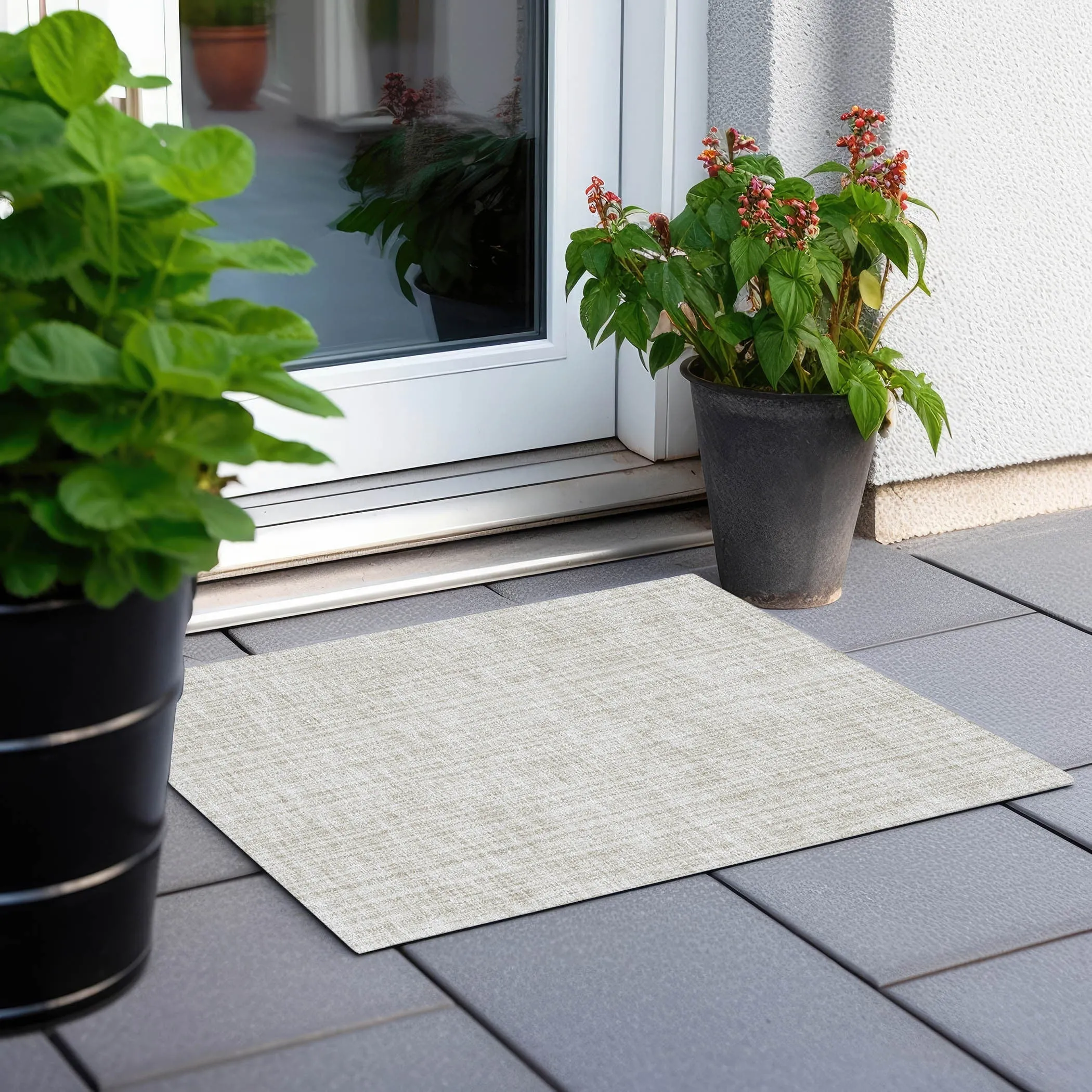 Machine Washable Indoor/ Outdoor Chantille Contemporary Stripes Rug