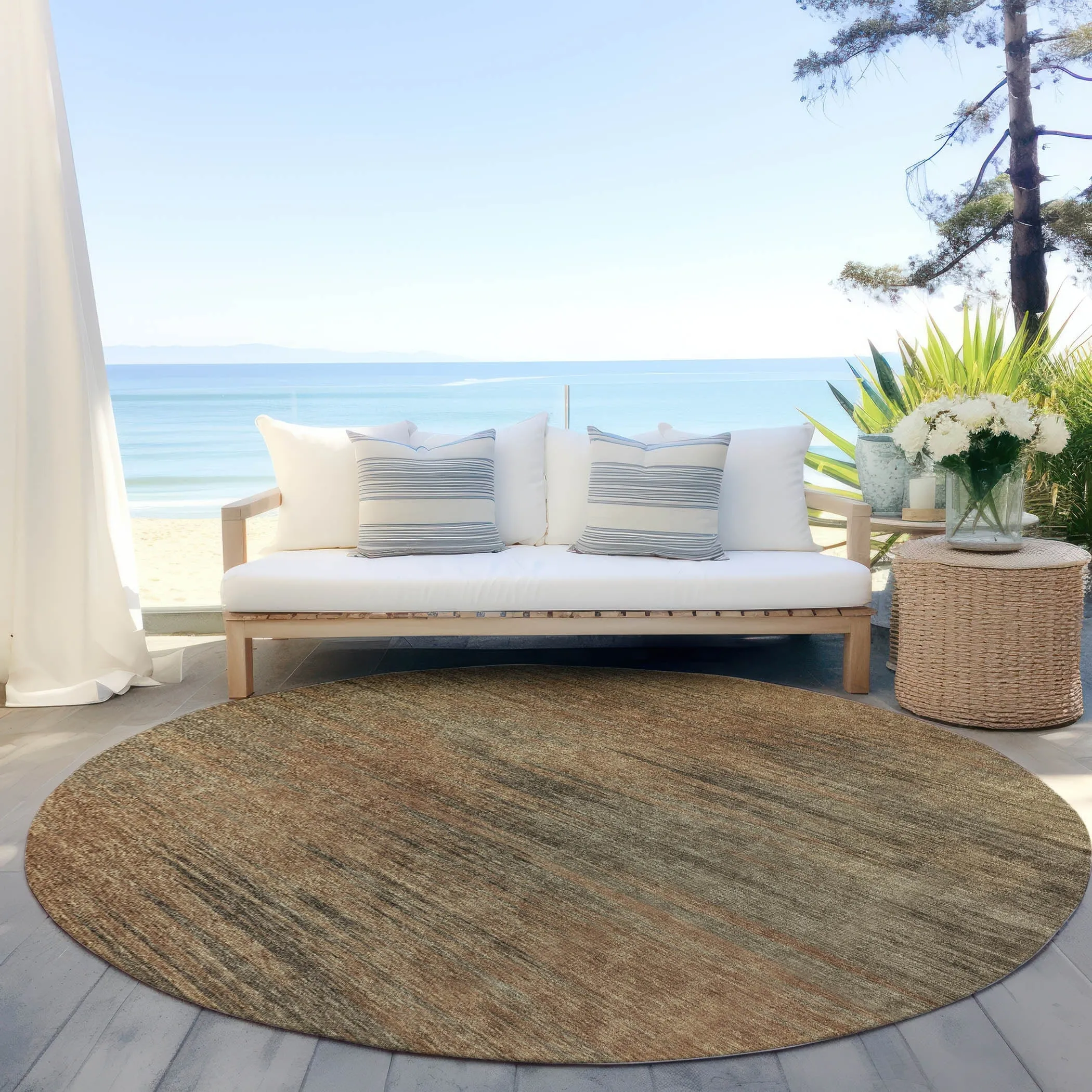 Machine Washable Indoor/ Outdoor Chantille Solid Ombre Rug