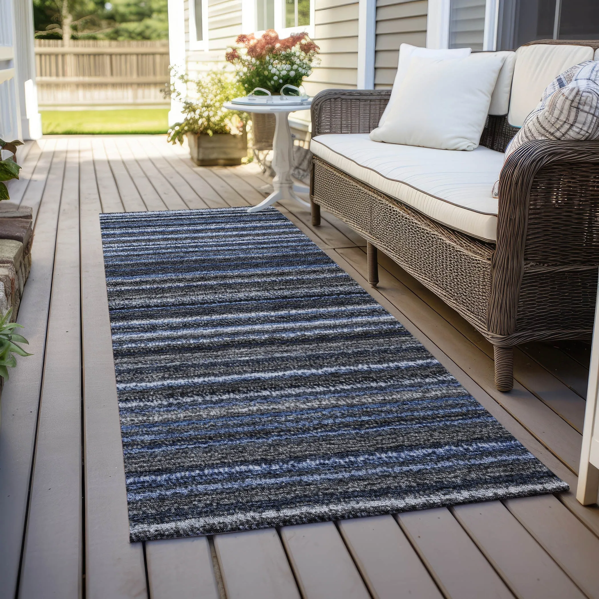 Machine Washable Indoor/ Outdoor Chantille Stripes Rug