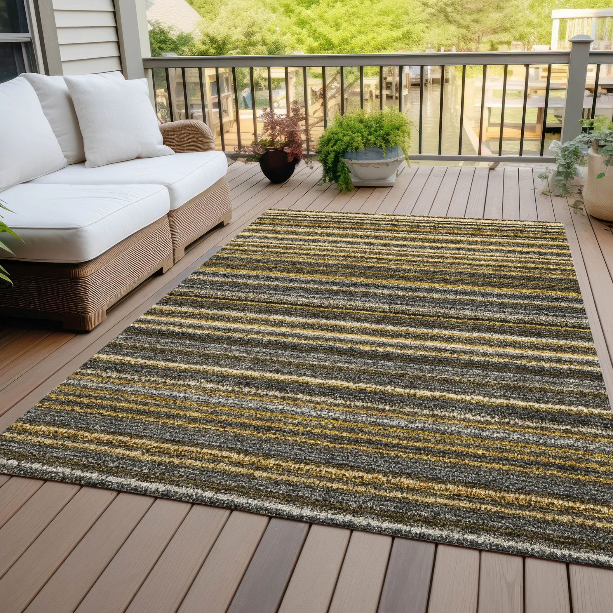 Machine Washable Indoor/ Outdoor Chantille Stripes Rug