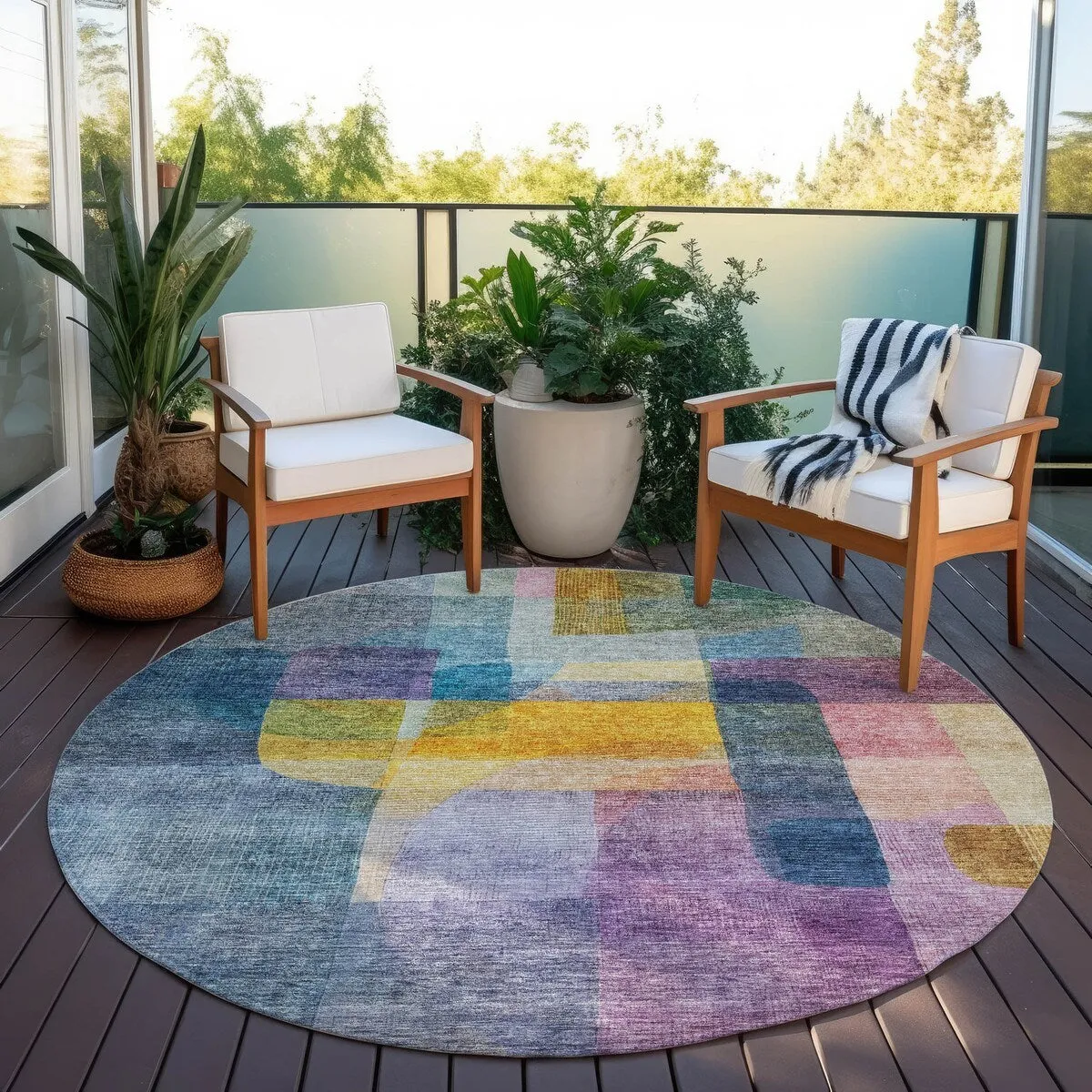 Machine Washable Indoor/ Outdoor Contemporary Abstract Chantille Rug