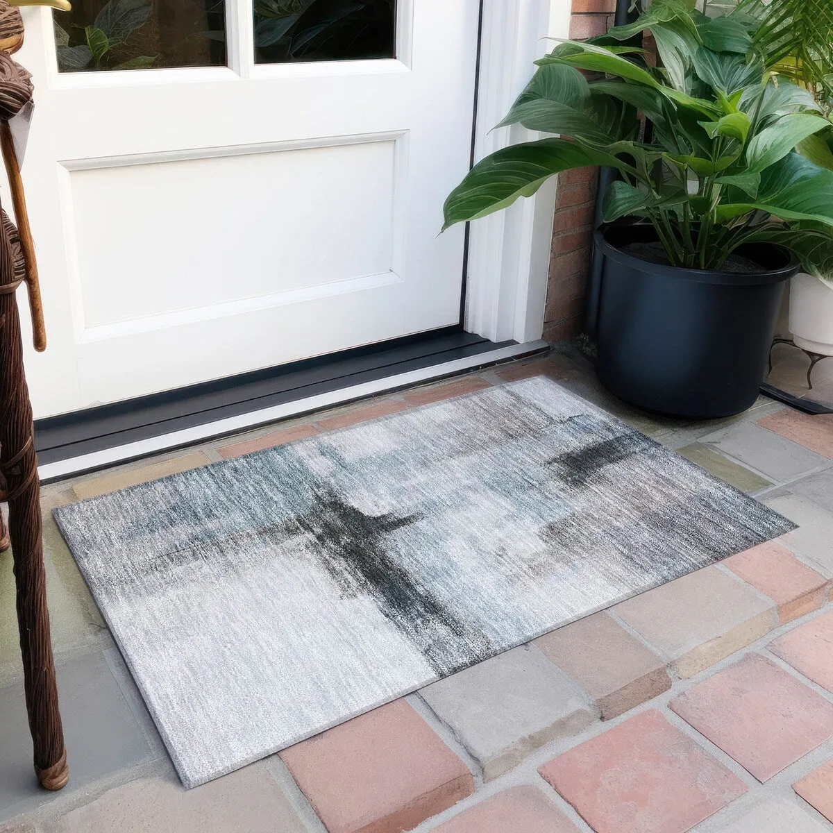 Machine Washable Indoor/ Outdoor Contemporary Abstract Chantille Rug