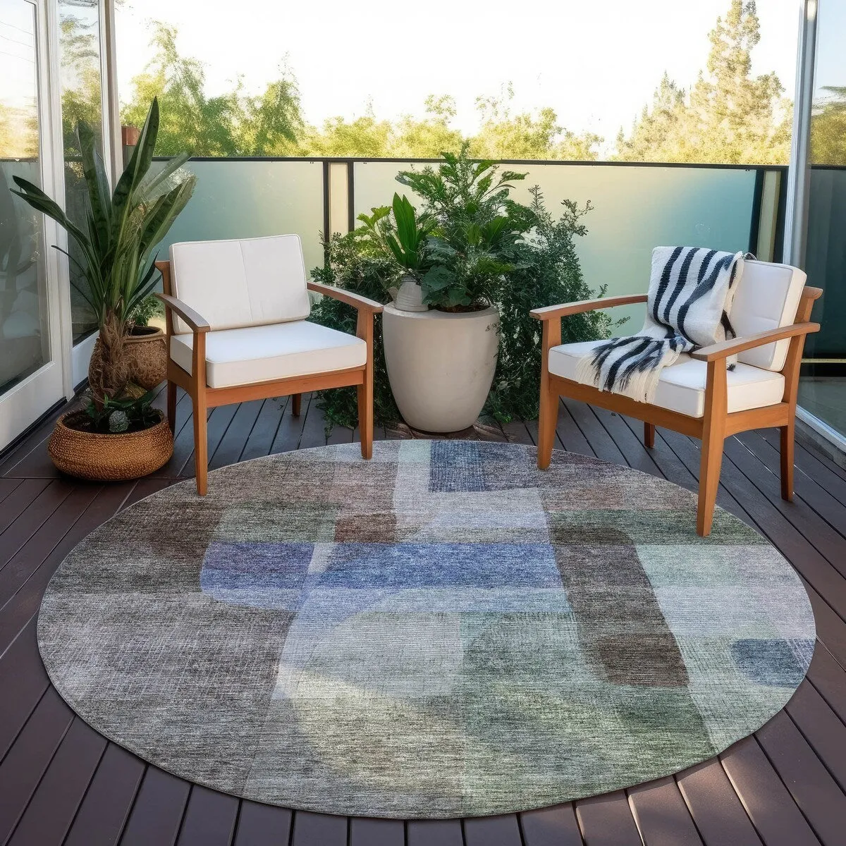 Machine Washable Indoor/ Outdoor Contemporary Abstract Chantille Rug
