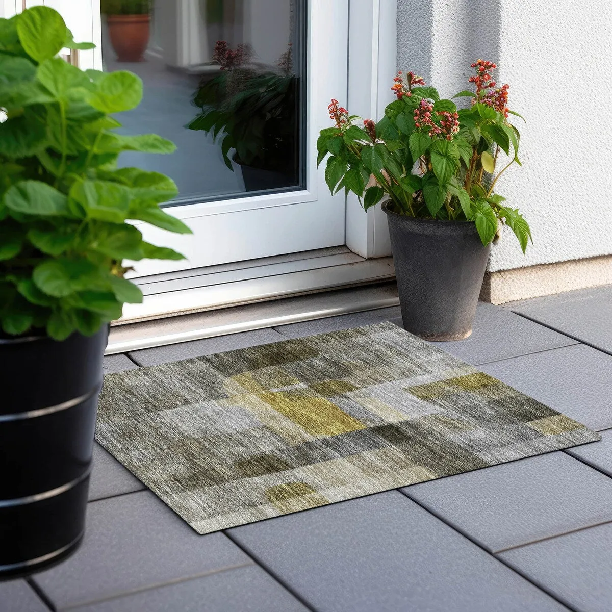 Machine Washable Indoor/ Outdoor Contemporary Abstract Chantille Rug