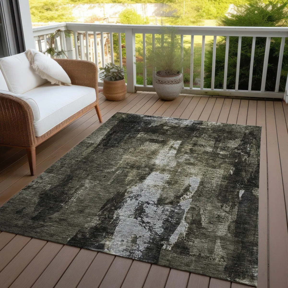 Machine Washable Indoor/ Outdoor Contemporary Chantille Rug
