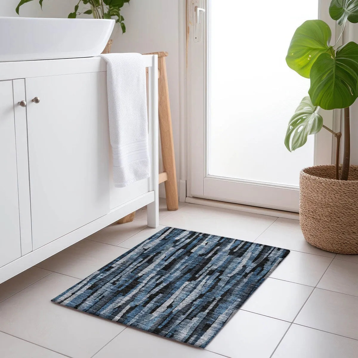 Machine Washable Indoor/ Outdoor Contemporary Chantille Rug