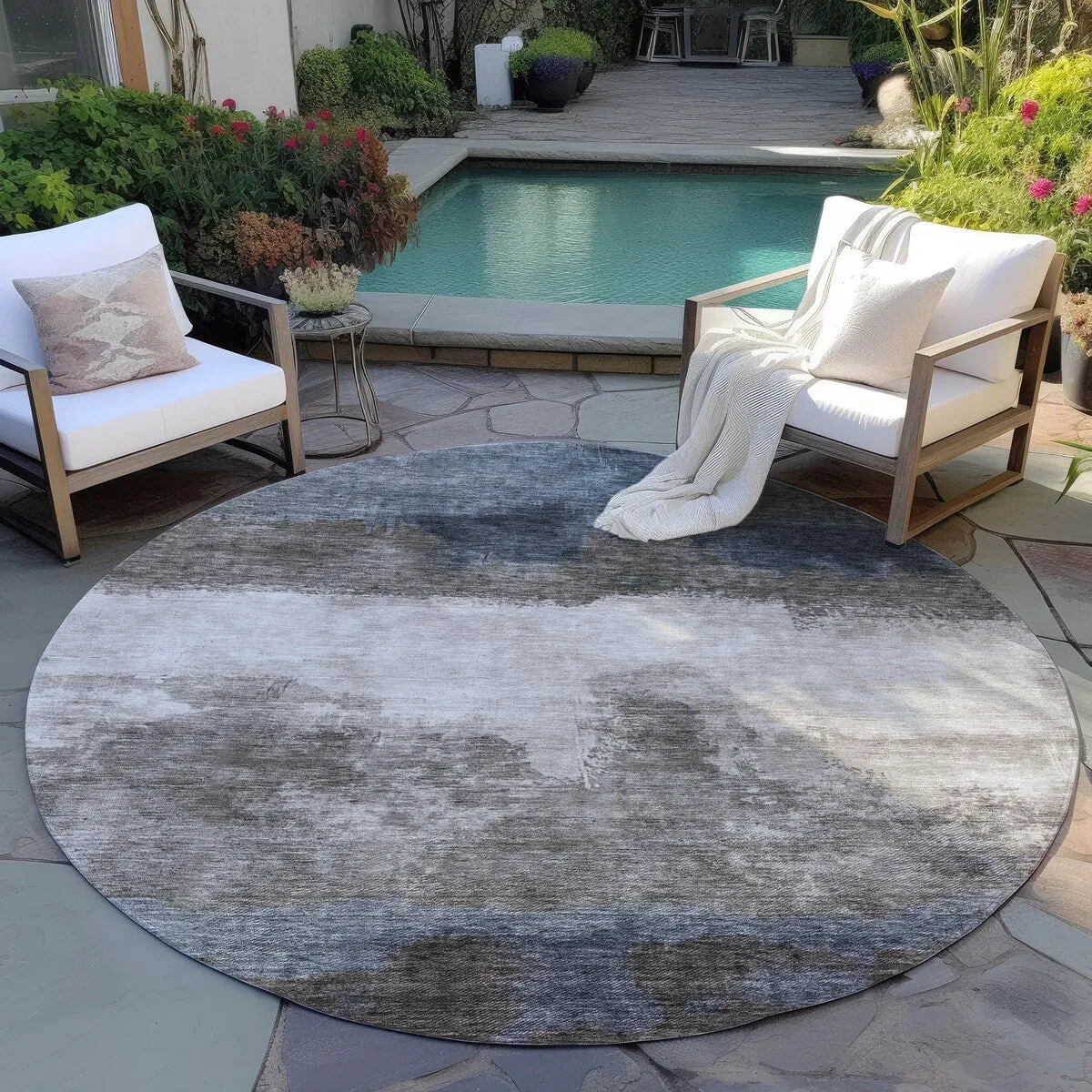 Machine Washable Indoor/ Outdoor Contemporary Chantille Rug