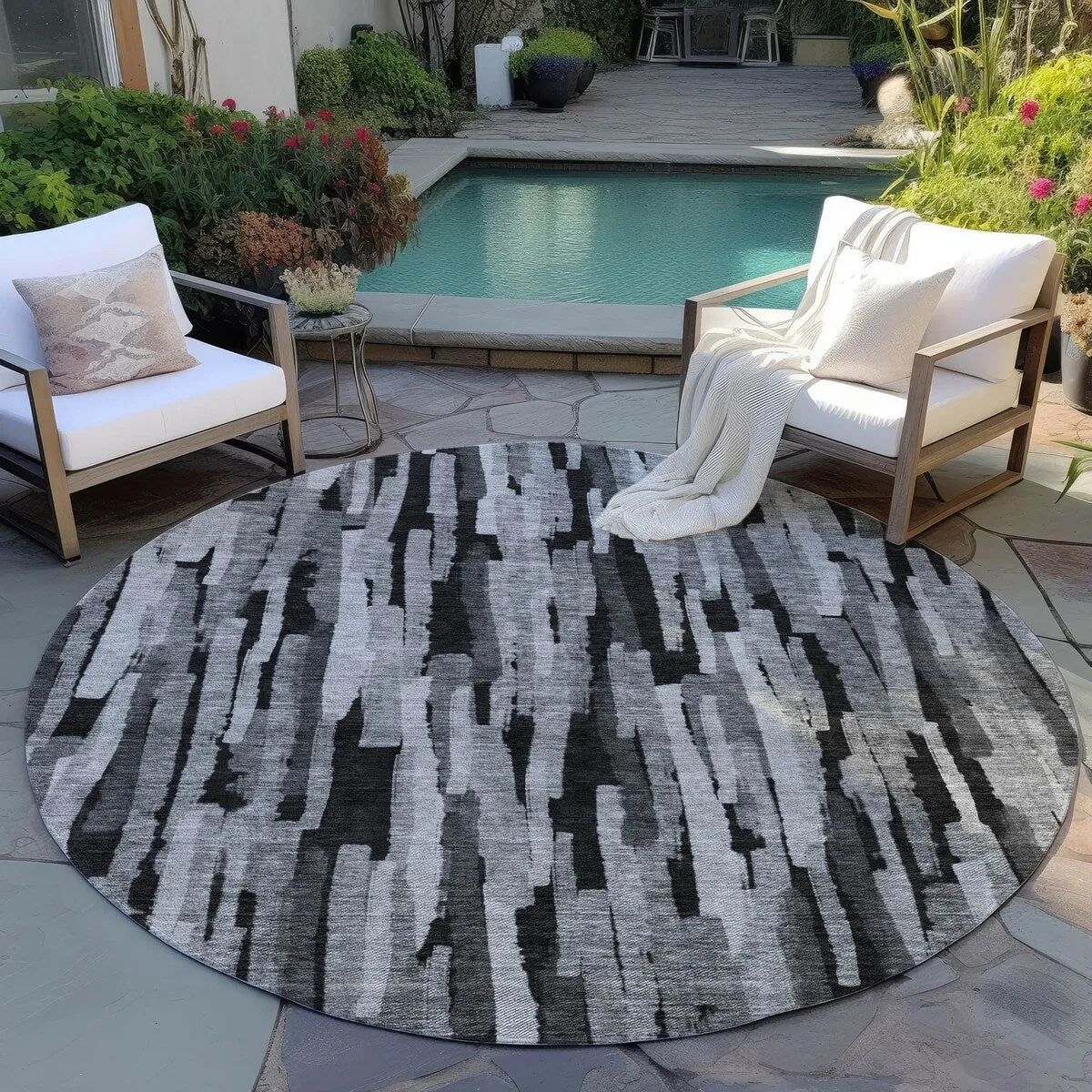 Machine Washable Indoor/ Outdoor Contemporary Chantille Rug