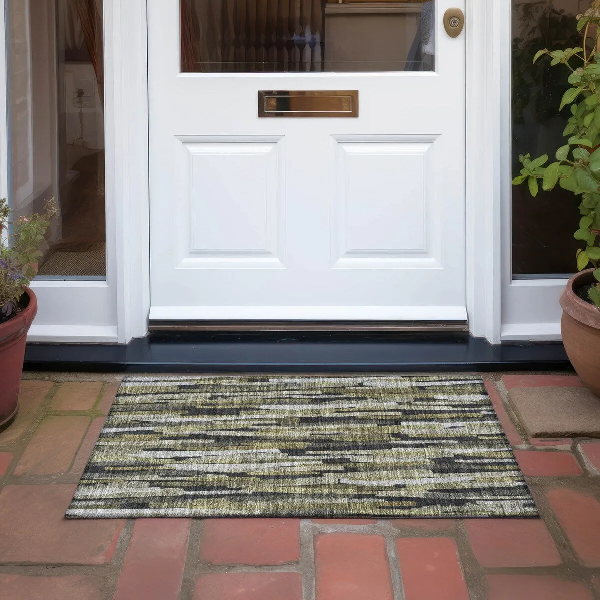 Machine Washable Indoor/ Outdoor Contemporary Chantille Rug