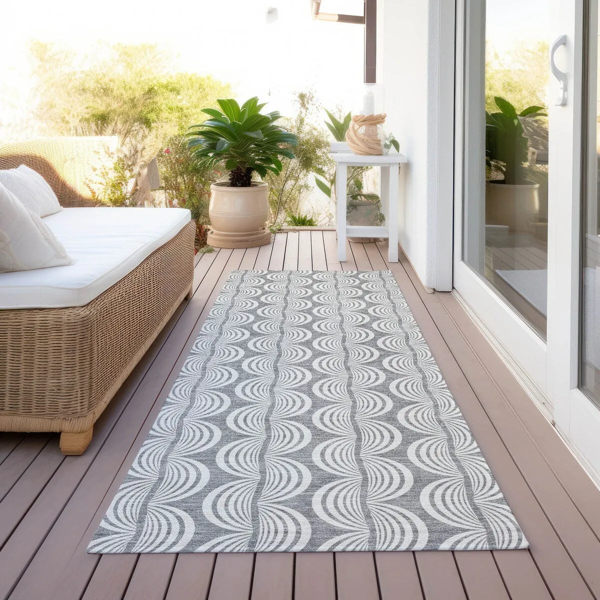 Machine Washable Indoor/ Outdoor Contemporary Chantille Rug