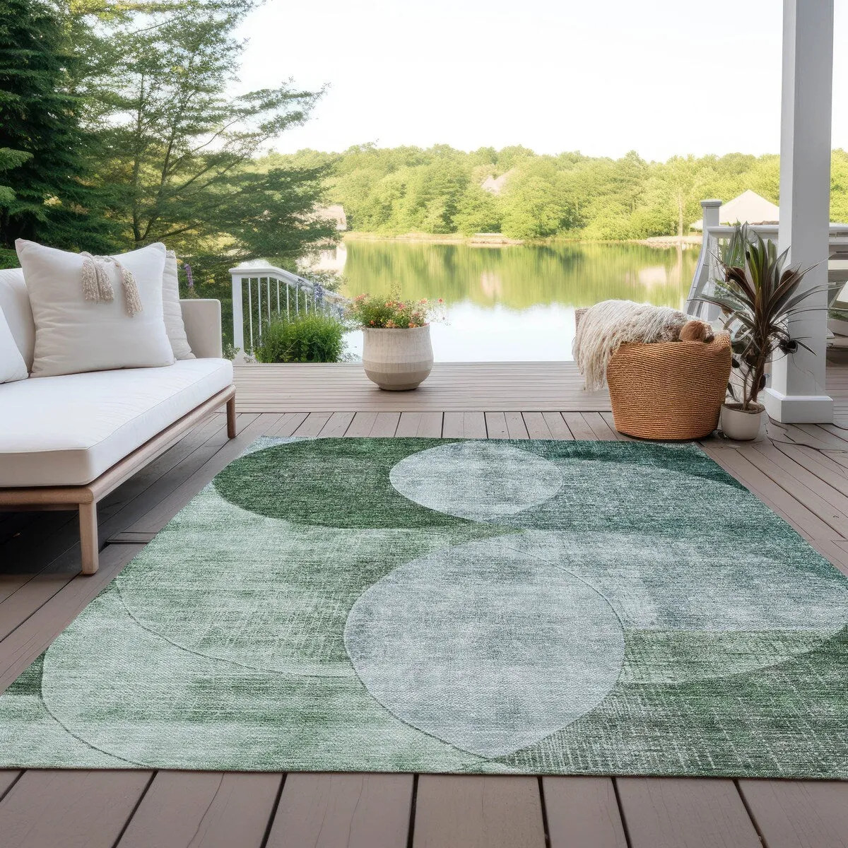 Machine Washable Indoor/ Outdoor Contemporary Deco Chantille Rug
