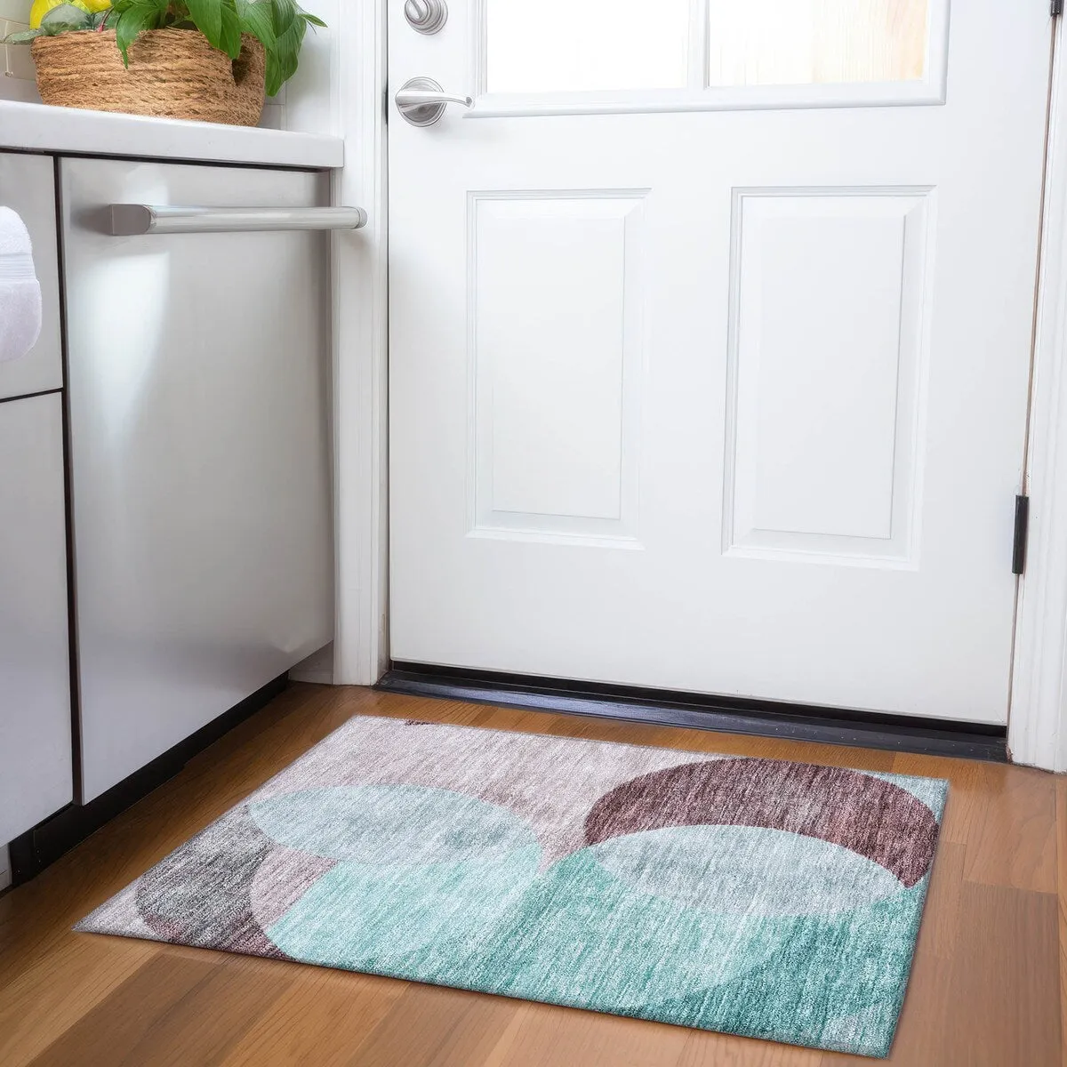 Machine Washable Indoor/ Outdoor Contemporary Deco Chantille Rug