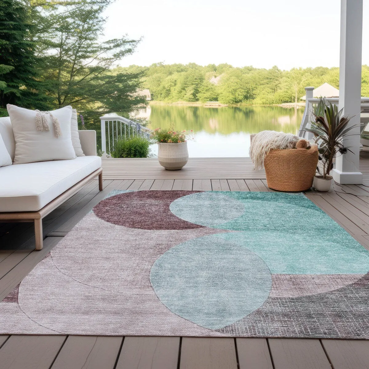 Machine Washable Indoor/ Outdoor Contemporary Deco Chantille Rug