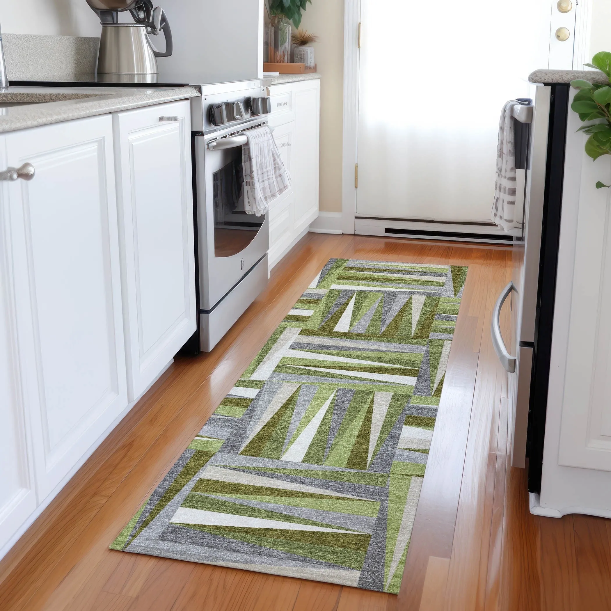 Machine Washable Indoor/ Outdoor Contemporary Mosaic Chantille Rug